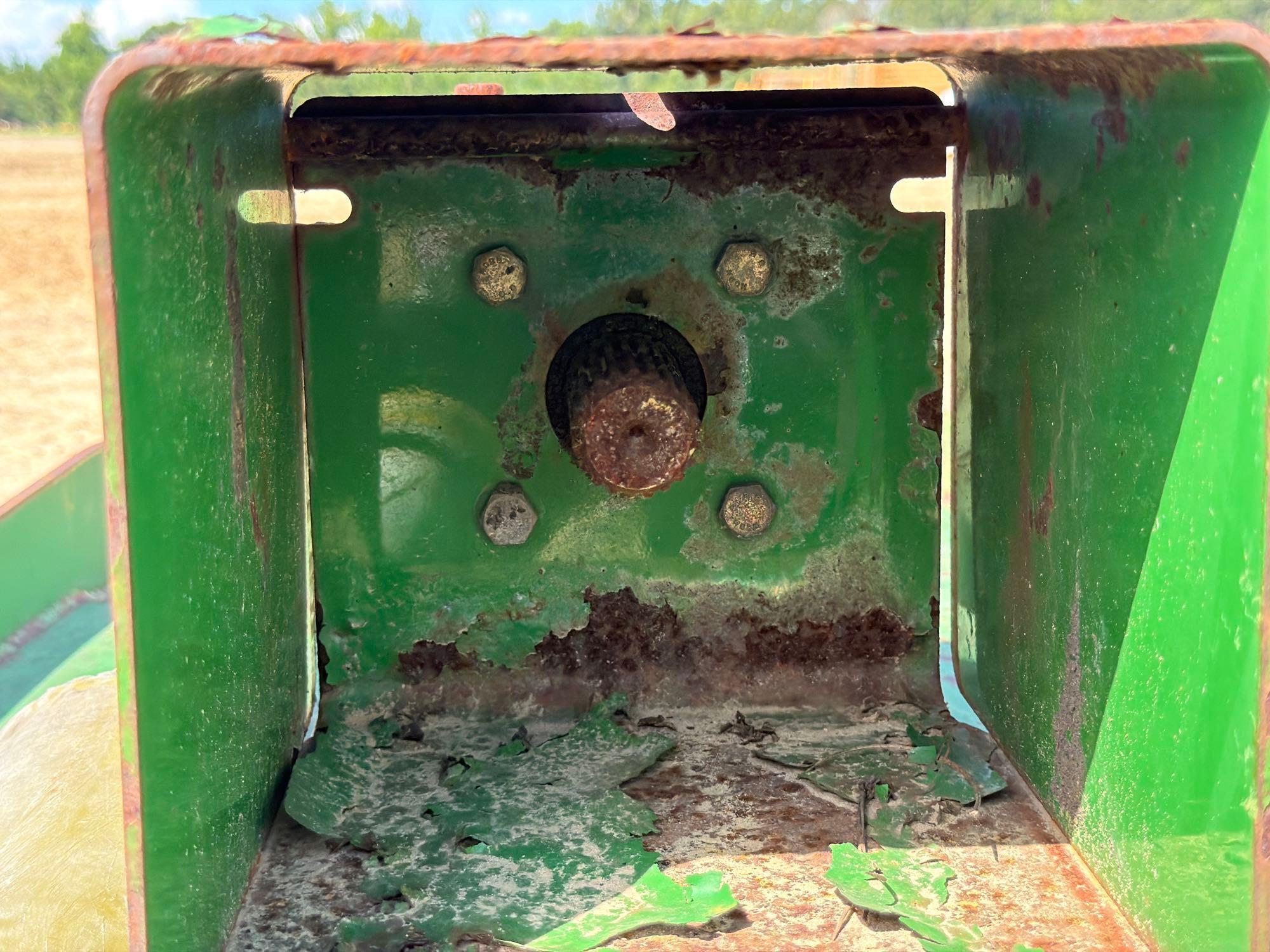 John Deere MX6