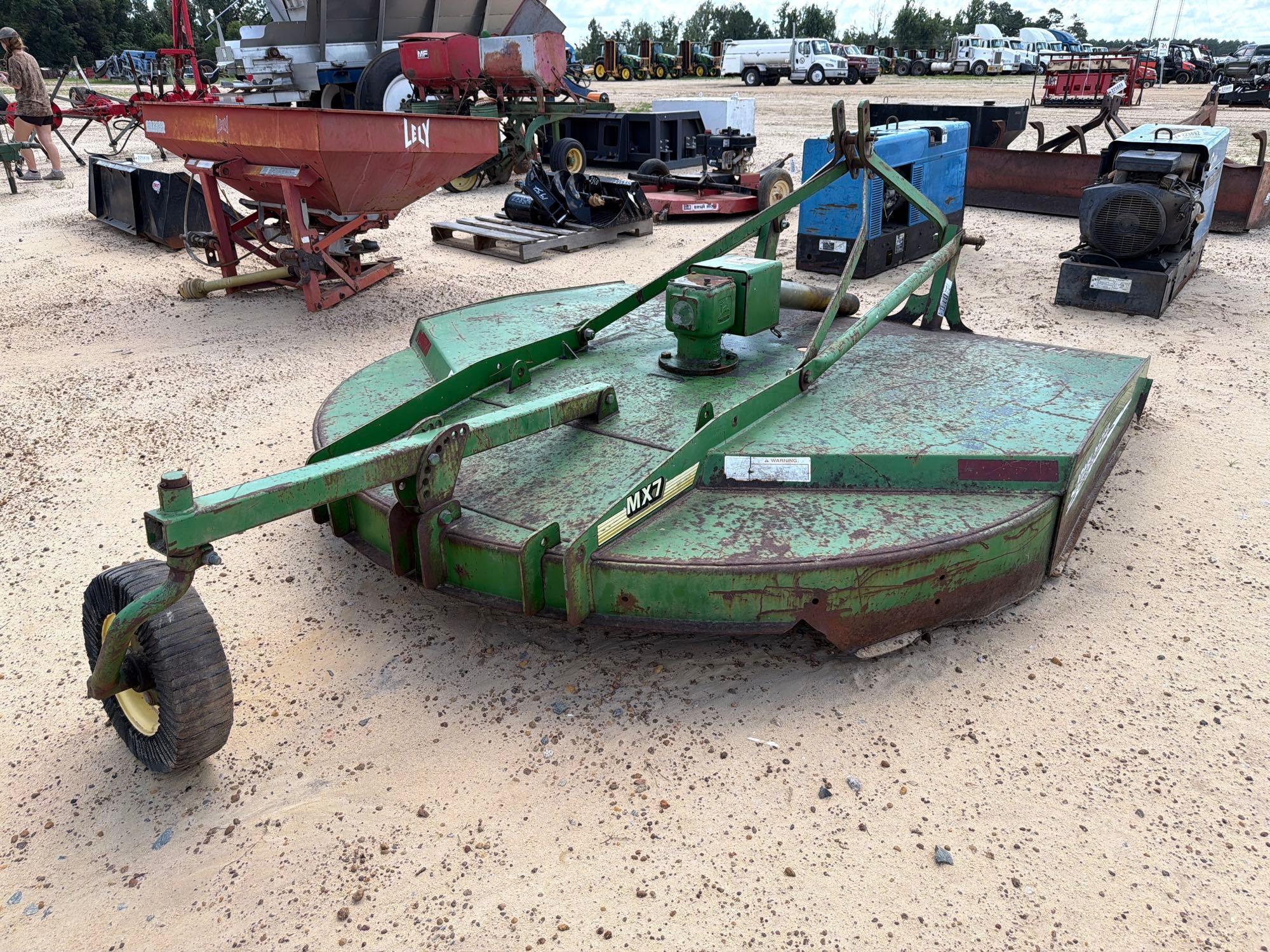John Deere MX7