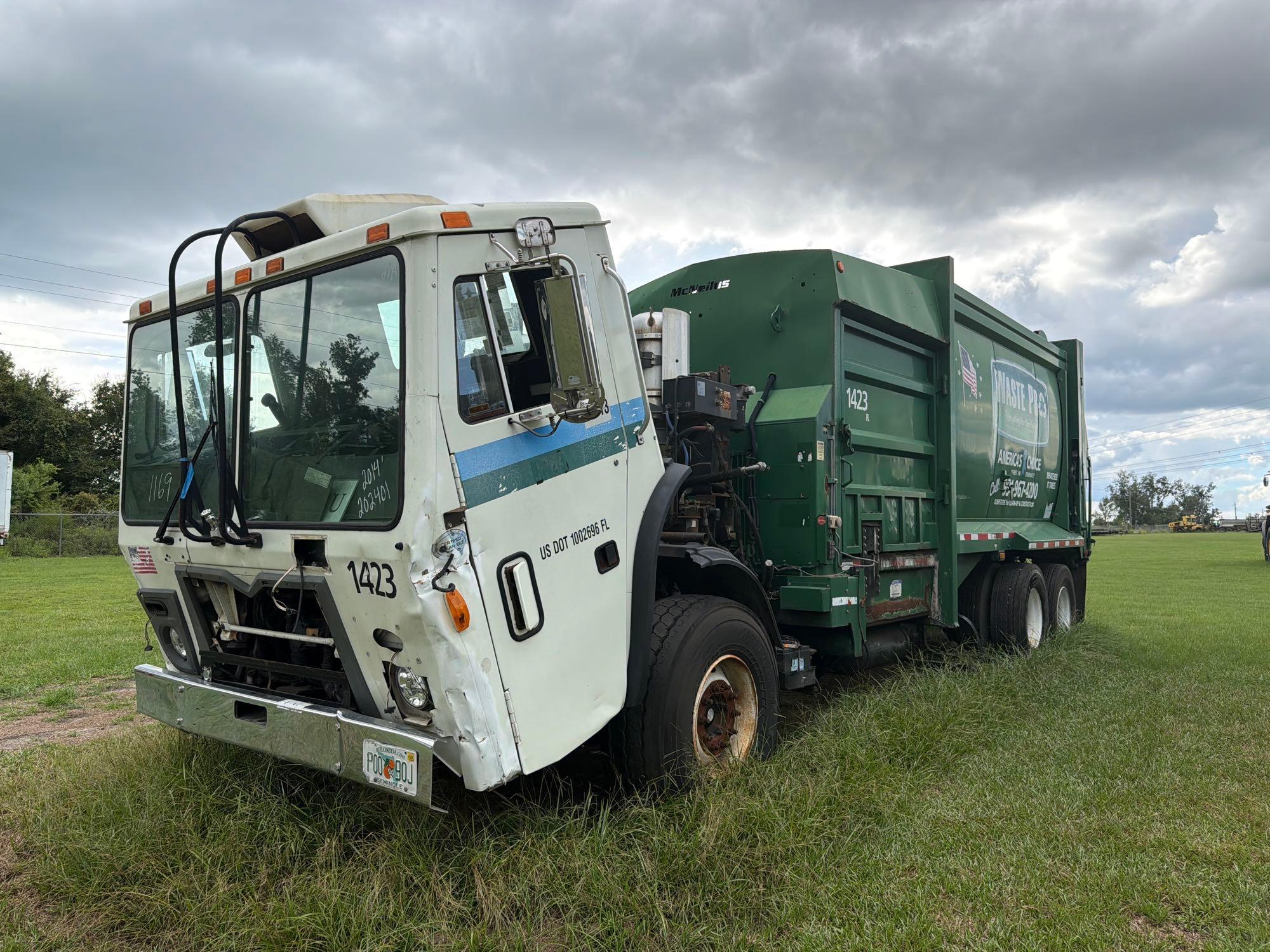 2013 Mack 613