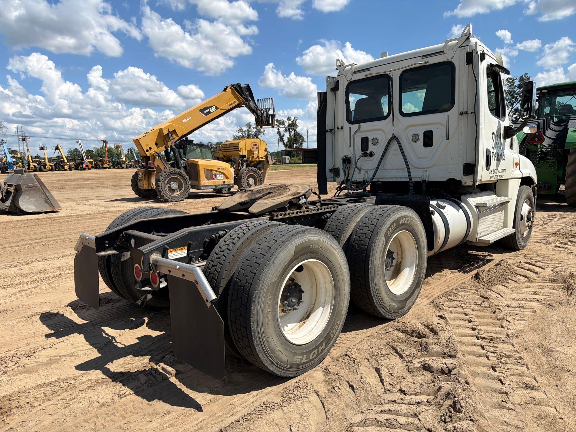 2016 Freightliner 125