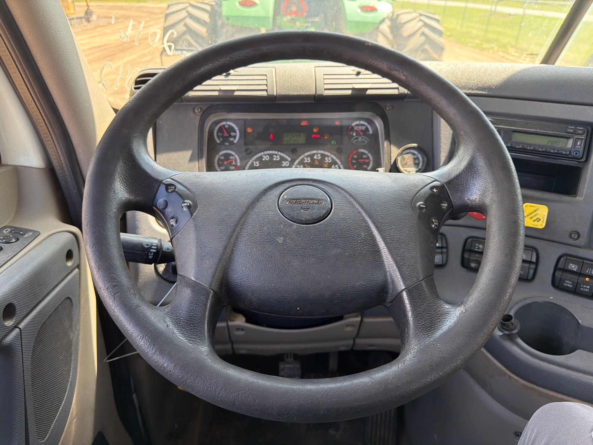 2016 Freightliner 125