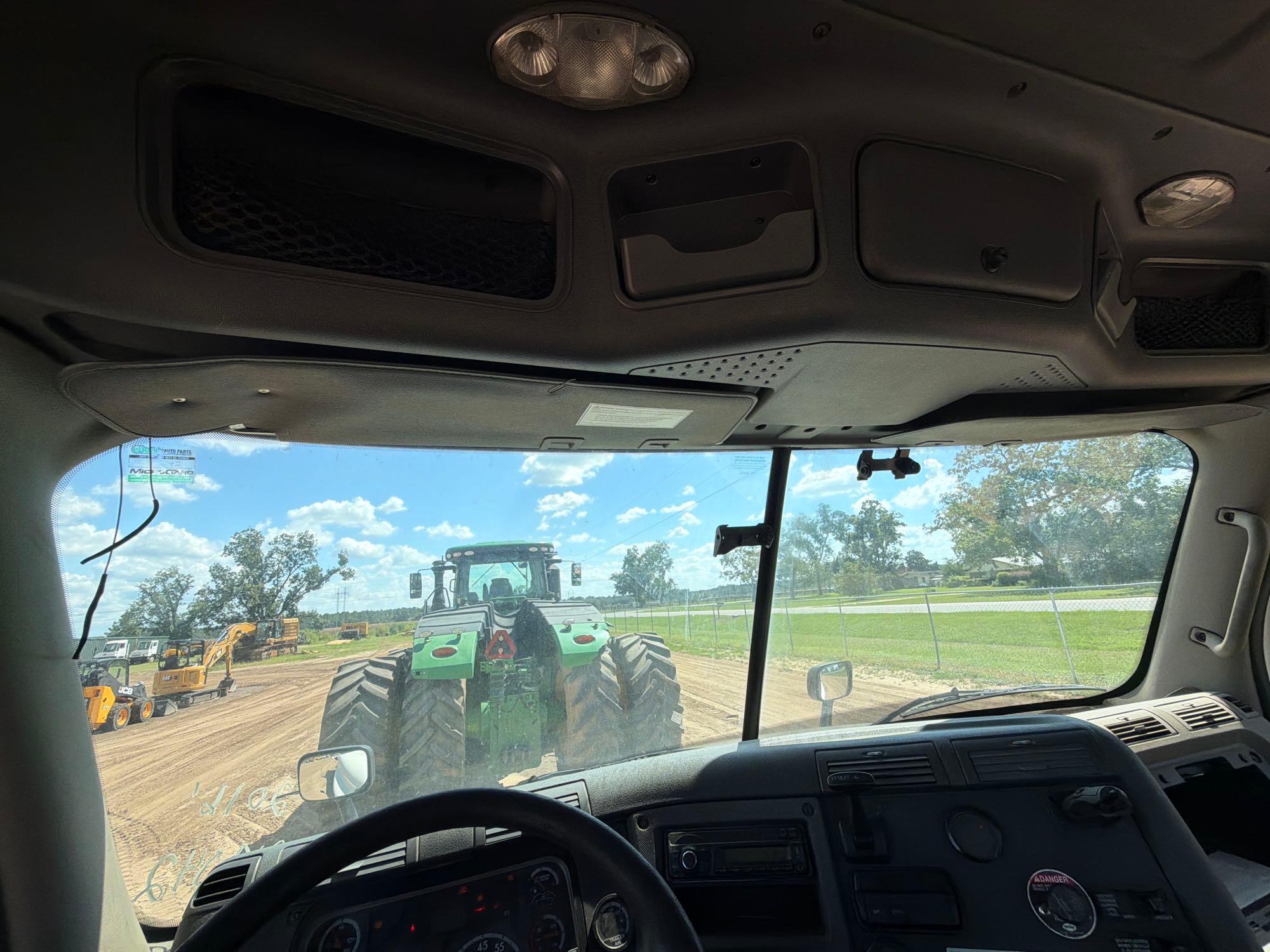 2016 Freightliner 125