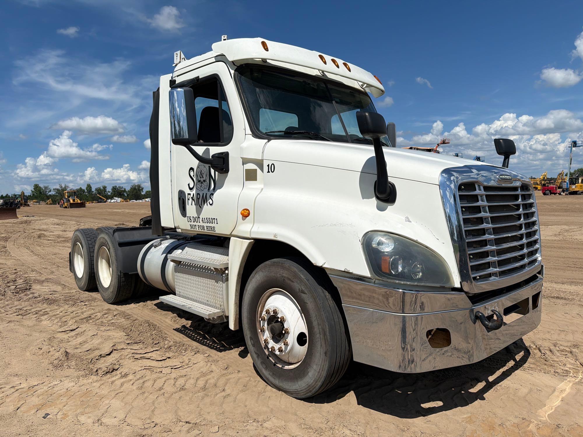 2016 Freightliner 125