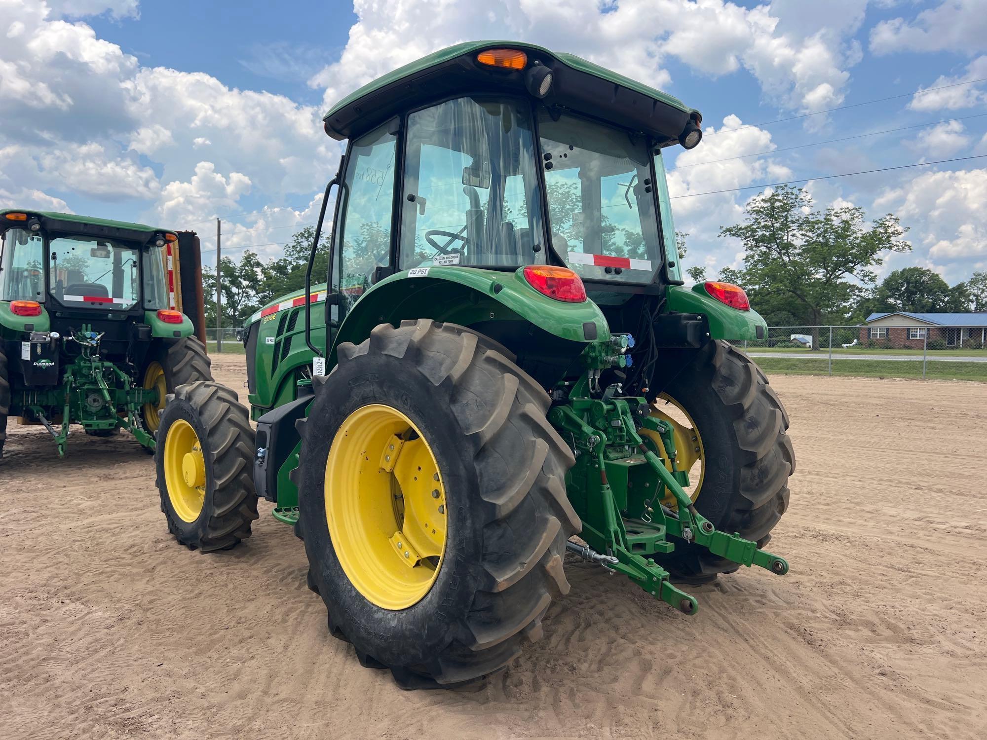 John Deere 5100E