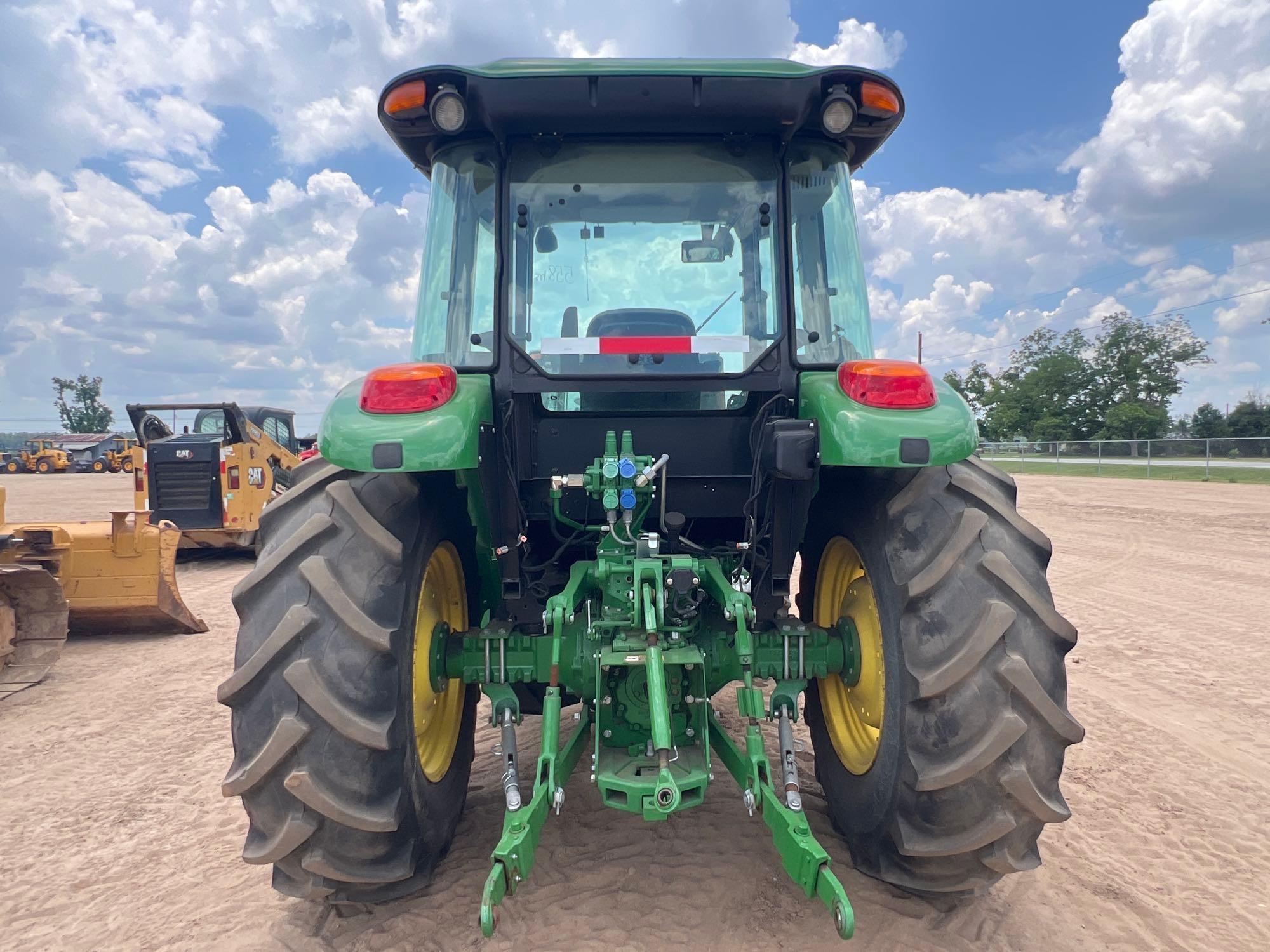 John Deere 5100E