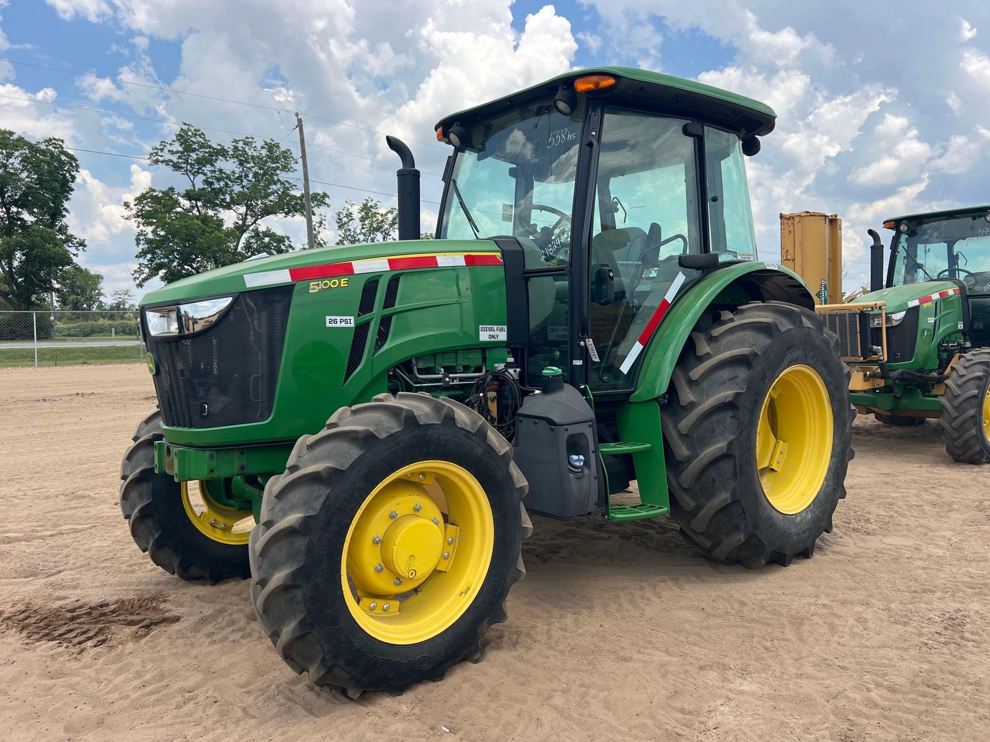 John Deere 5100E