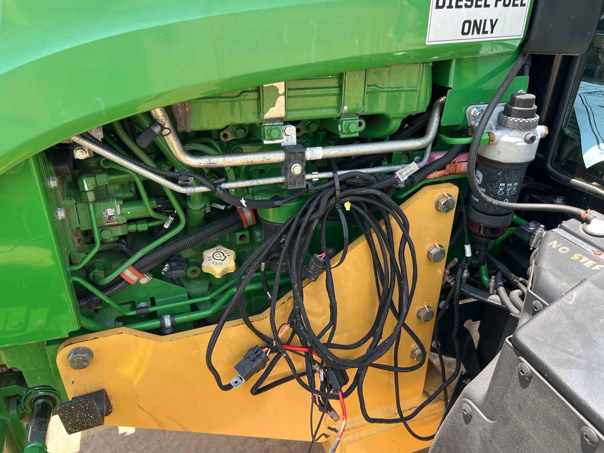 John Deere 5100E