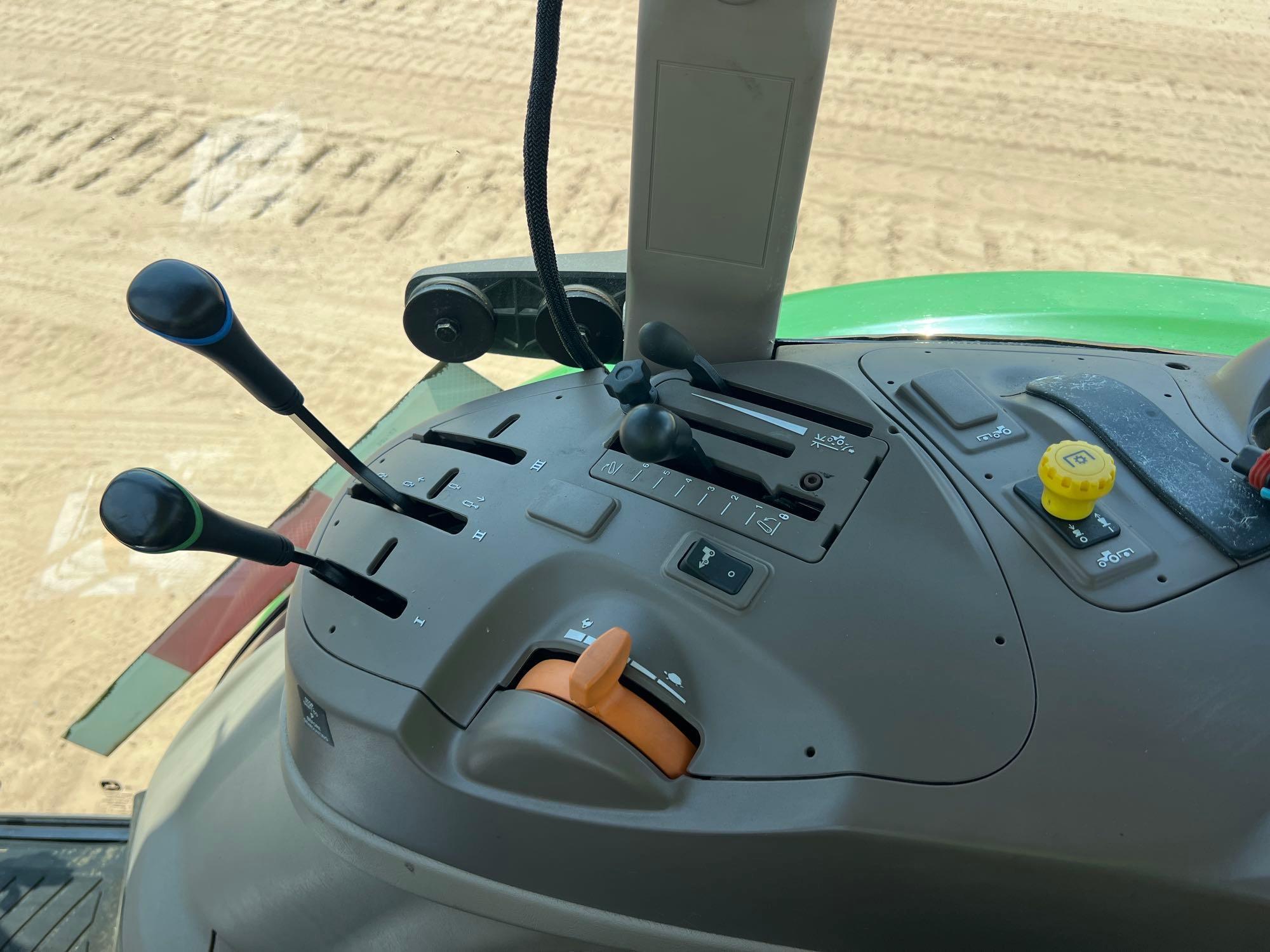 John Deere 5100E