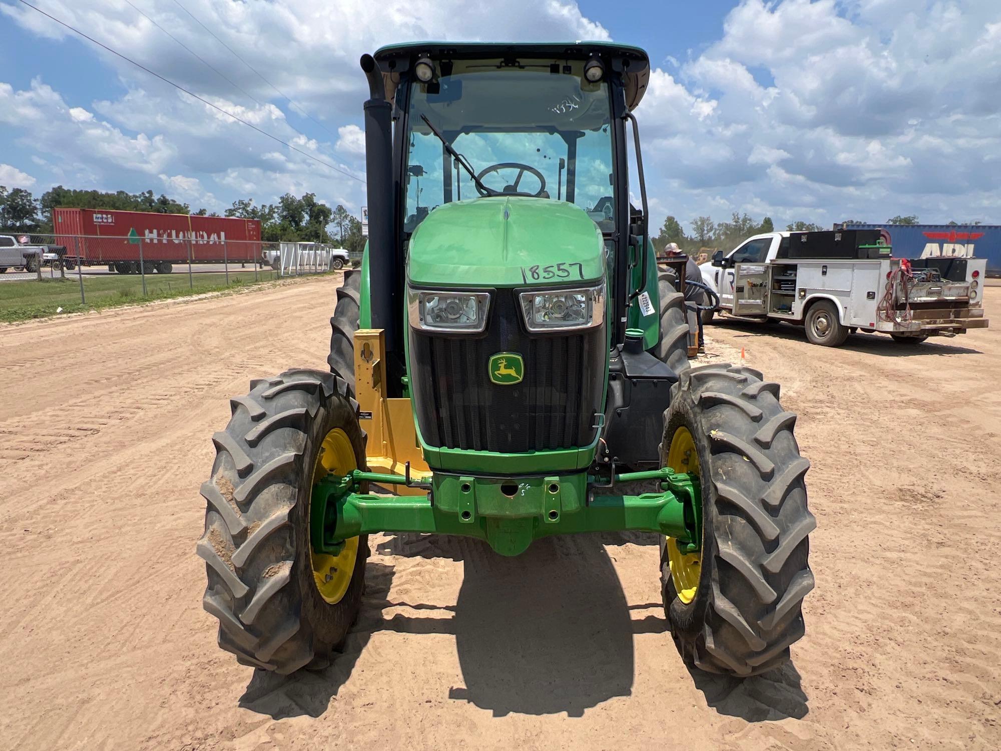 John Deere 5100E