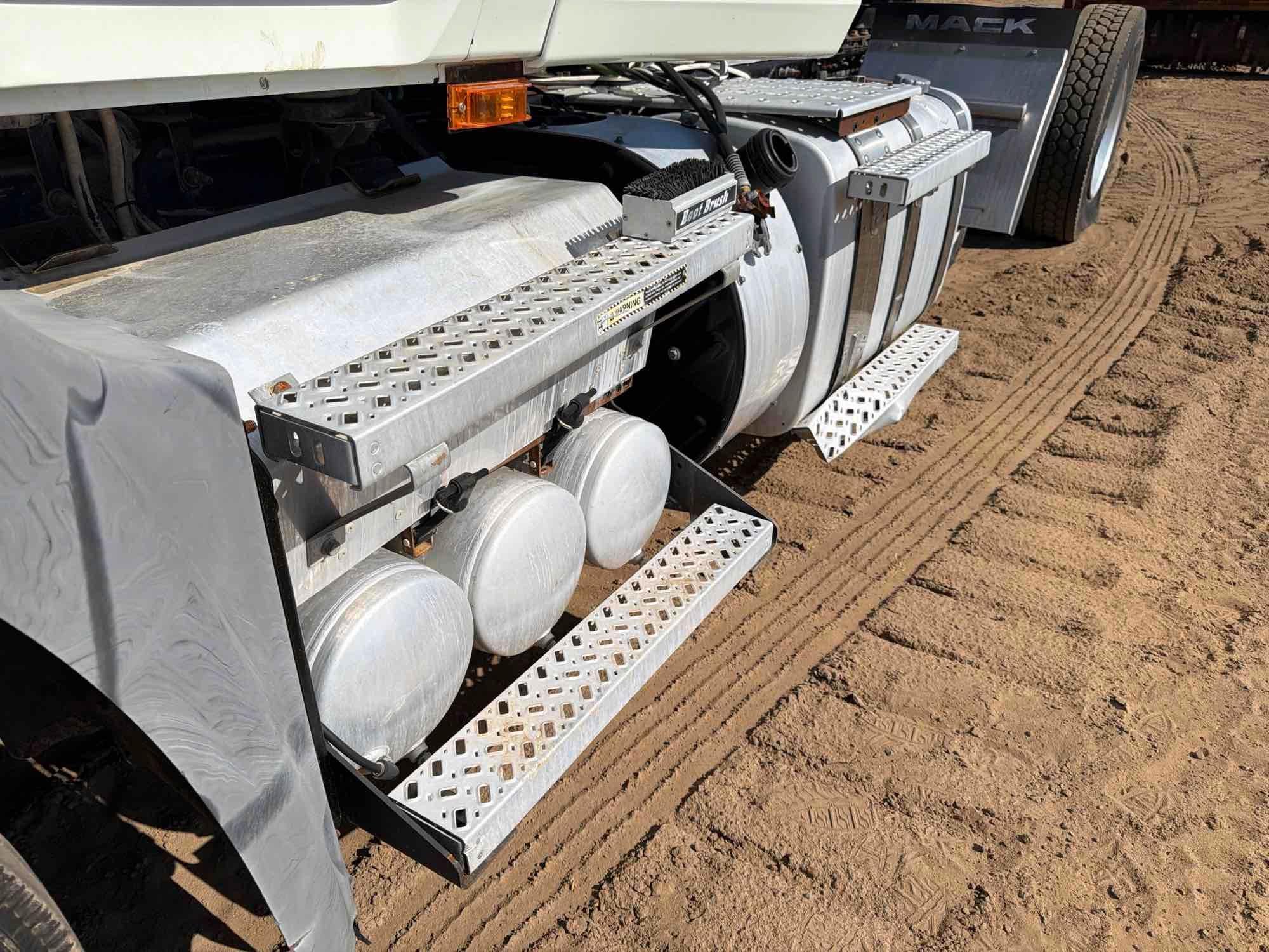 2018 Mack CXU613