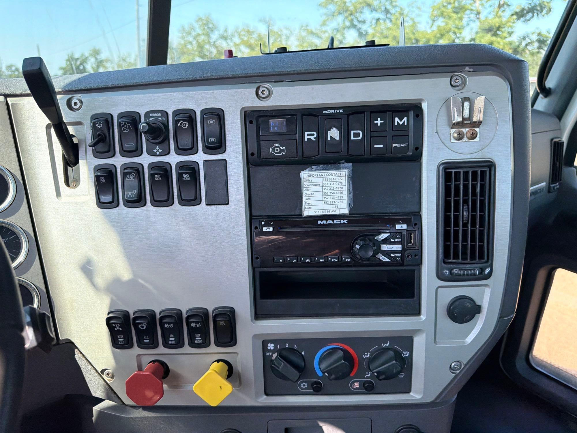 2018 Mack CXU613