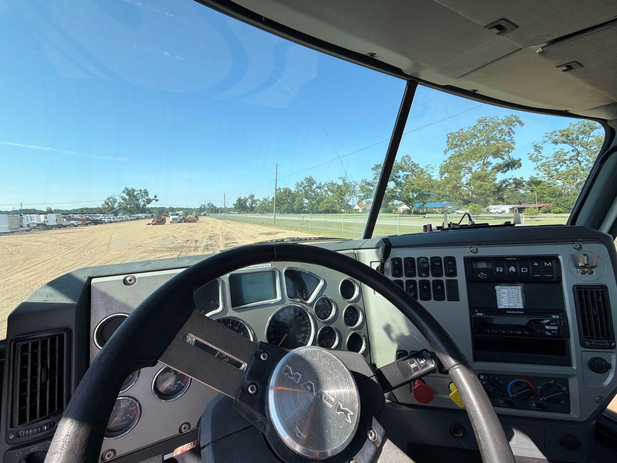 2018 Mack CXU613