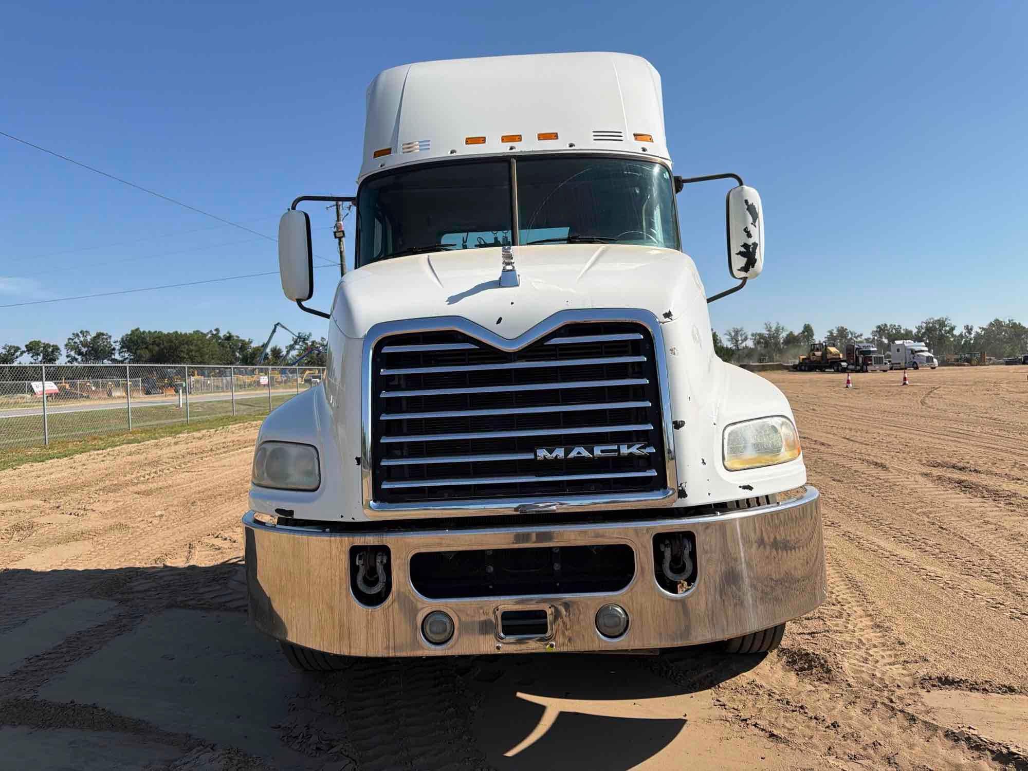 2018 Mack CXU613