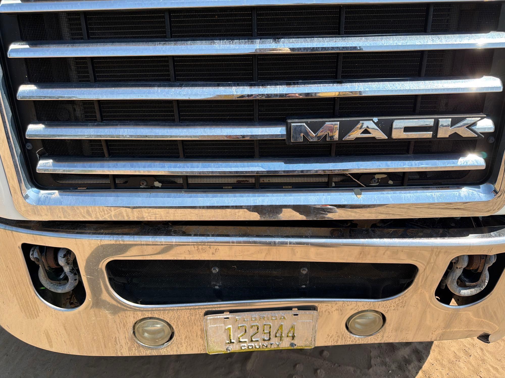 2018 Mack CXU613