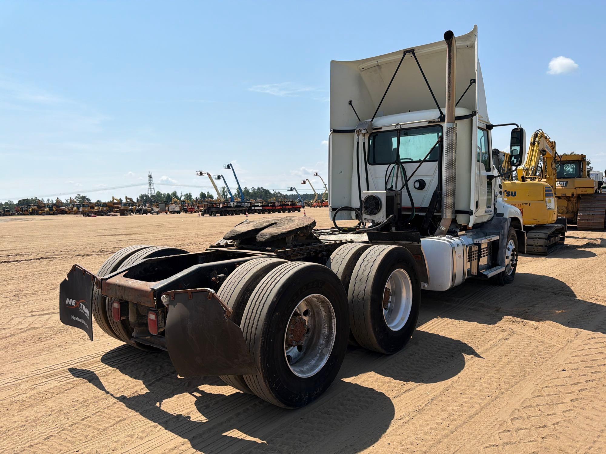 2018 Mack CXU613