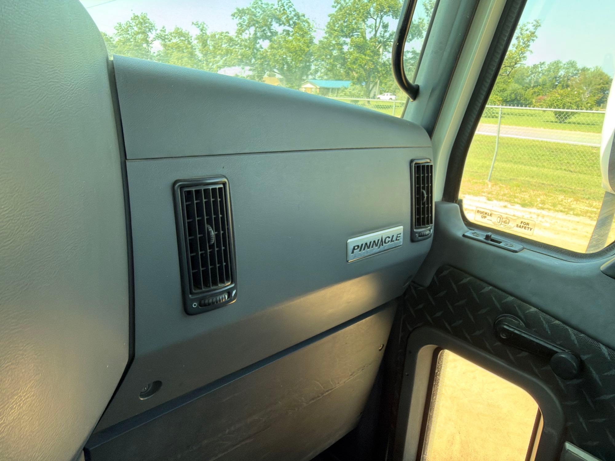 2018 Mack CXU613