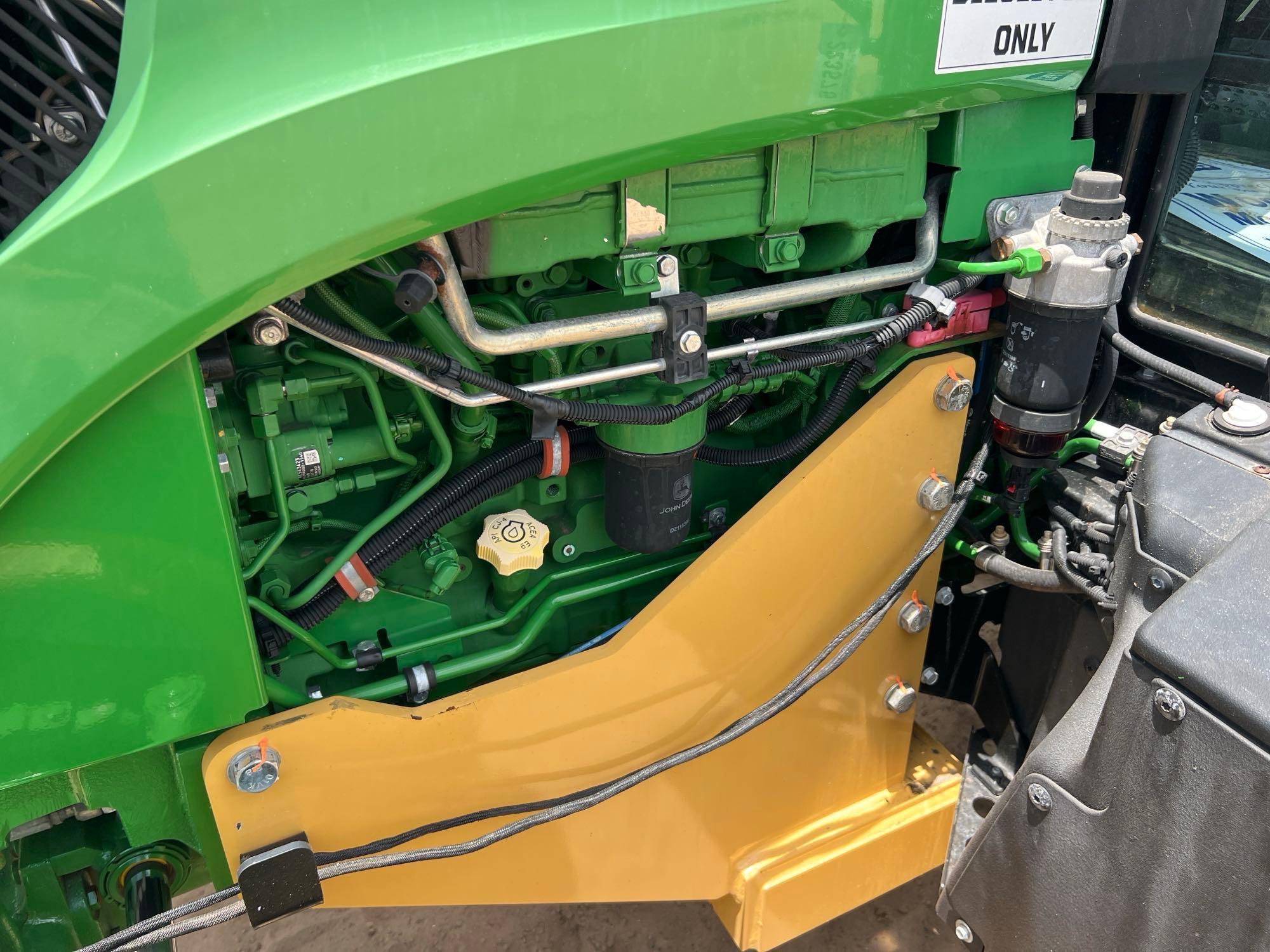 John Deere 5100E