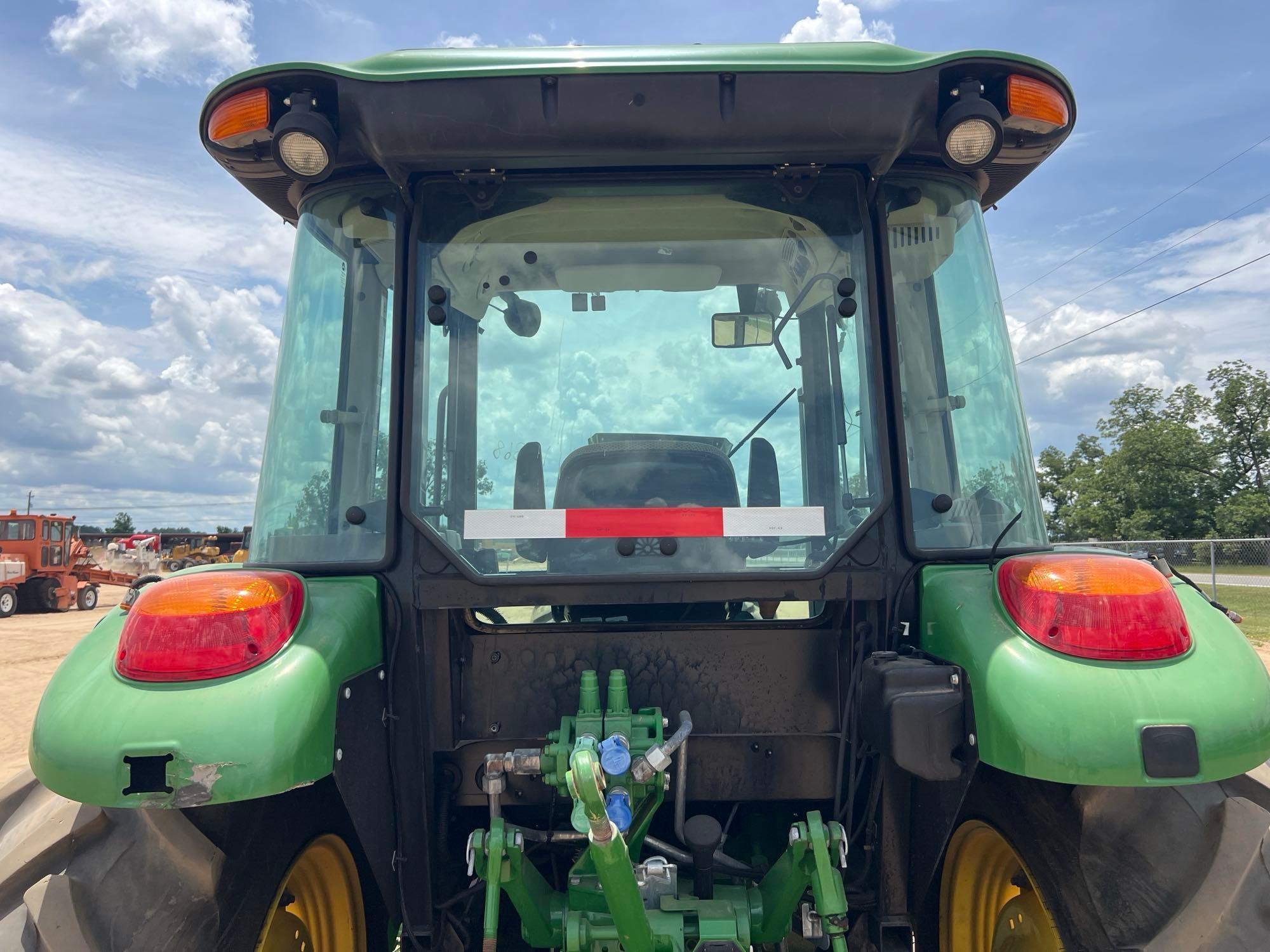 John Deere 5100E