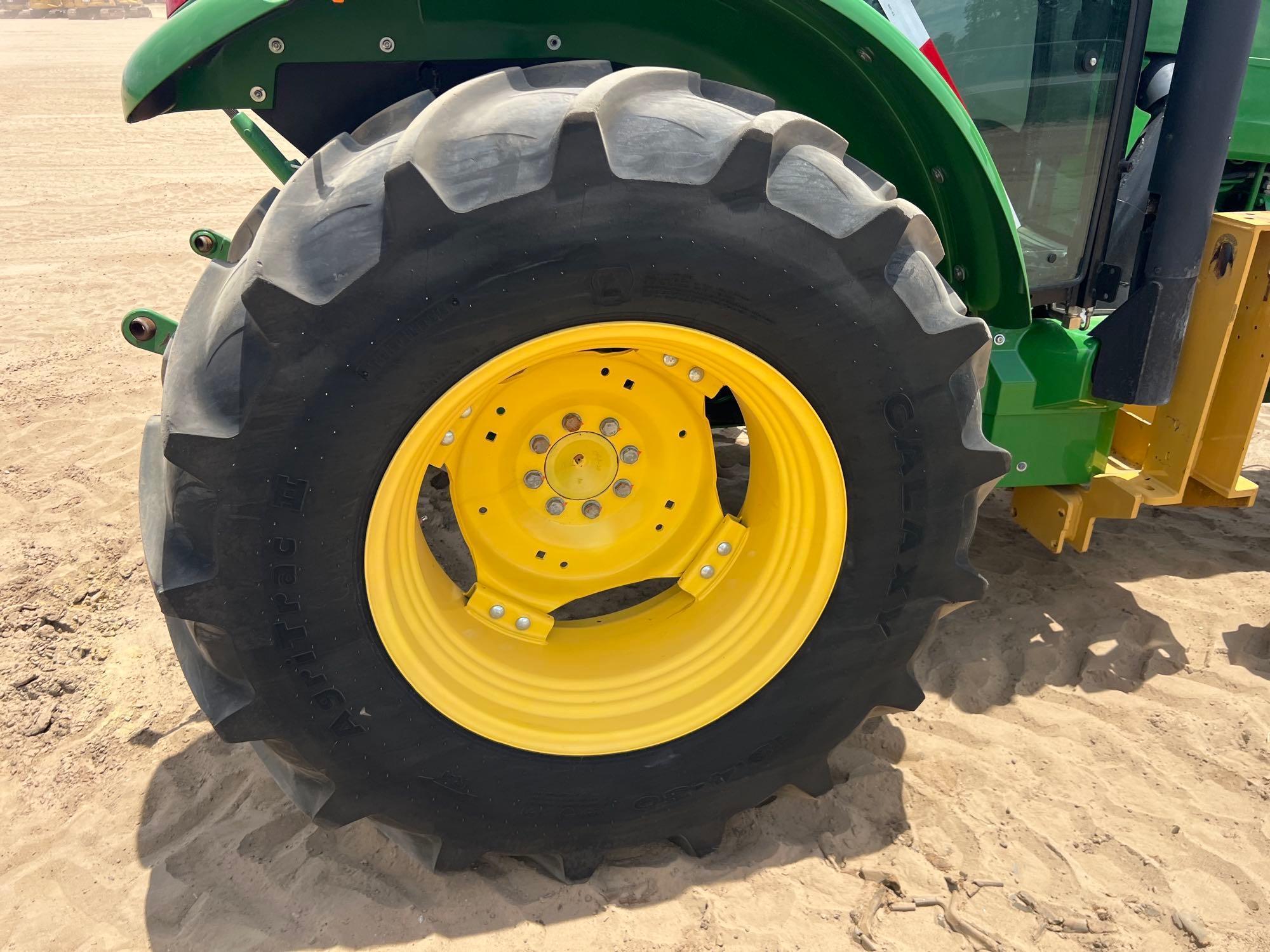John Deere 5100E