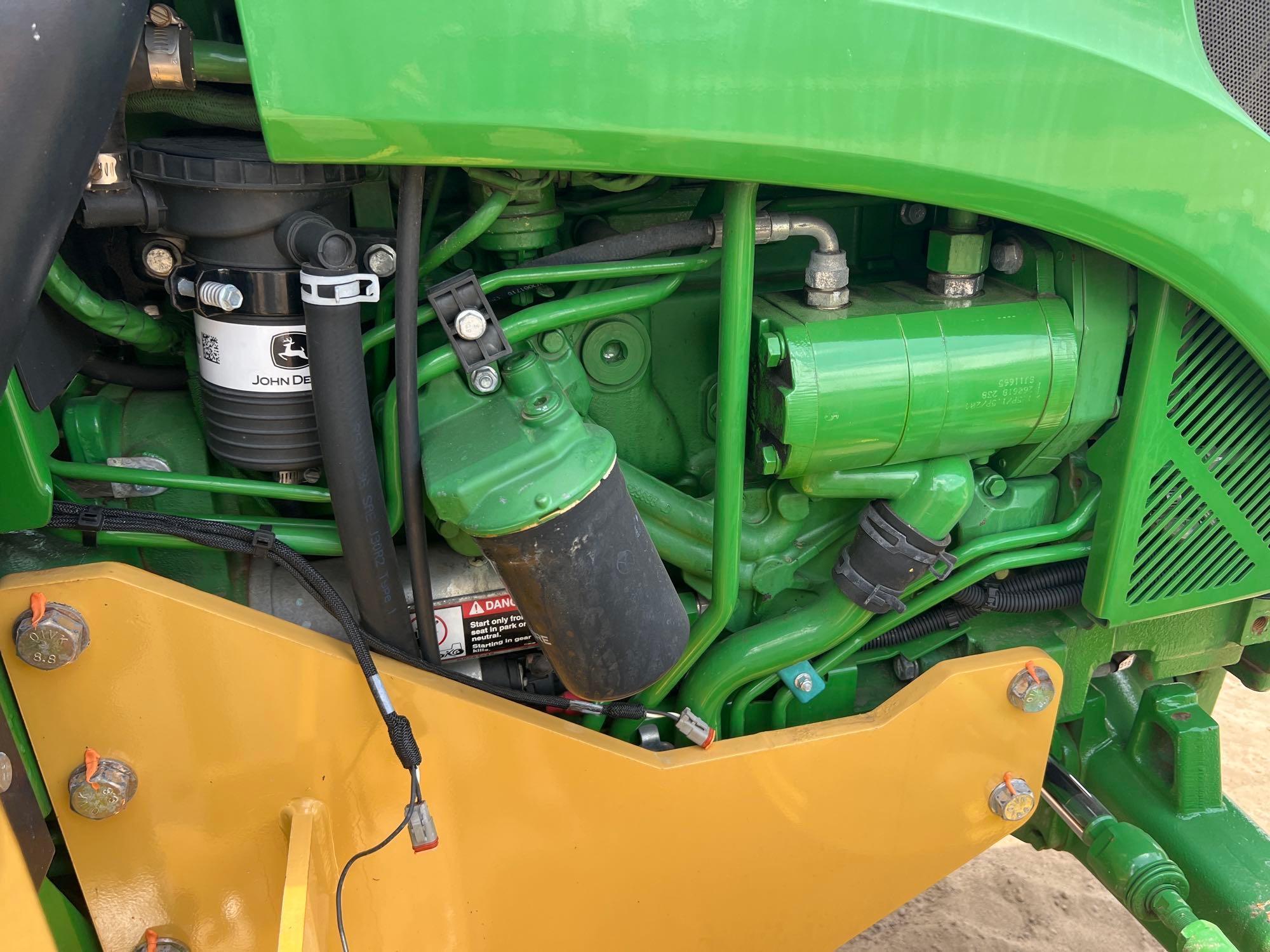 John Deere 5100E