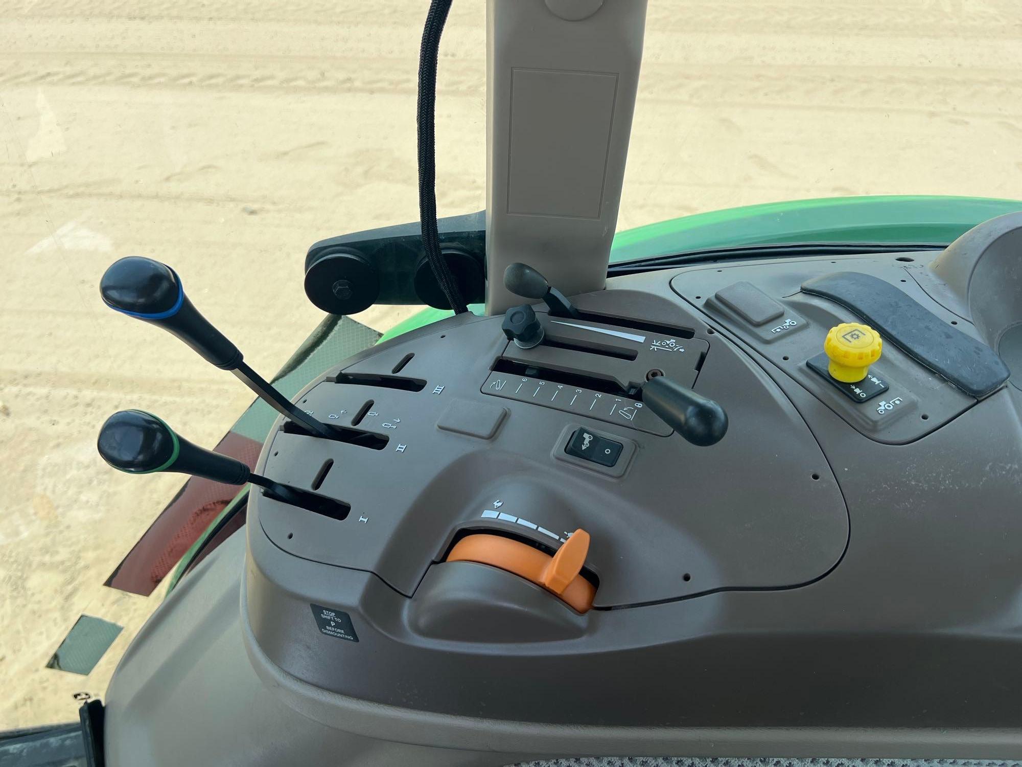 John Deere 5100E
