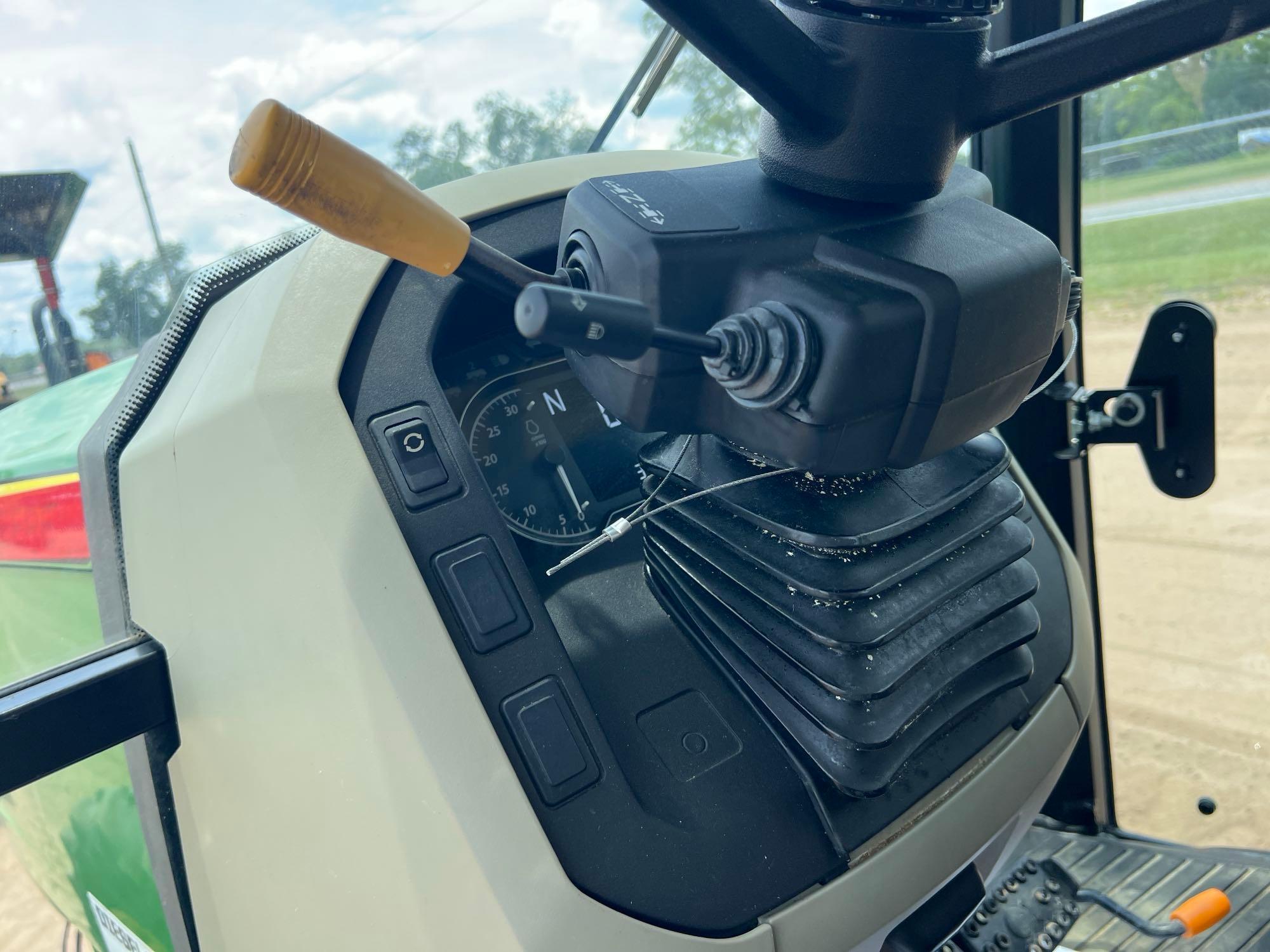 John Deere 5100E