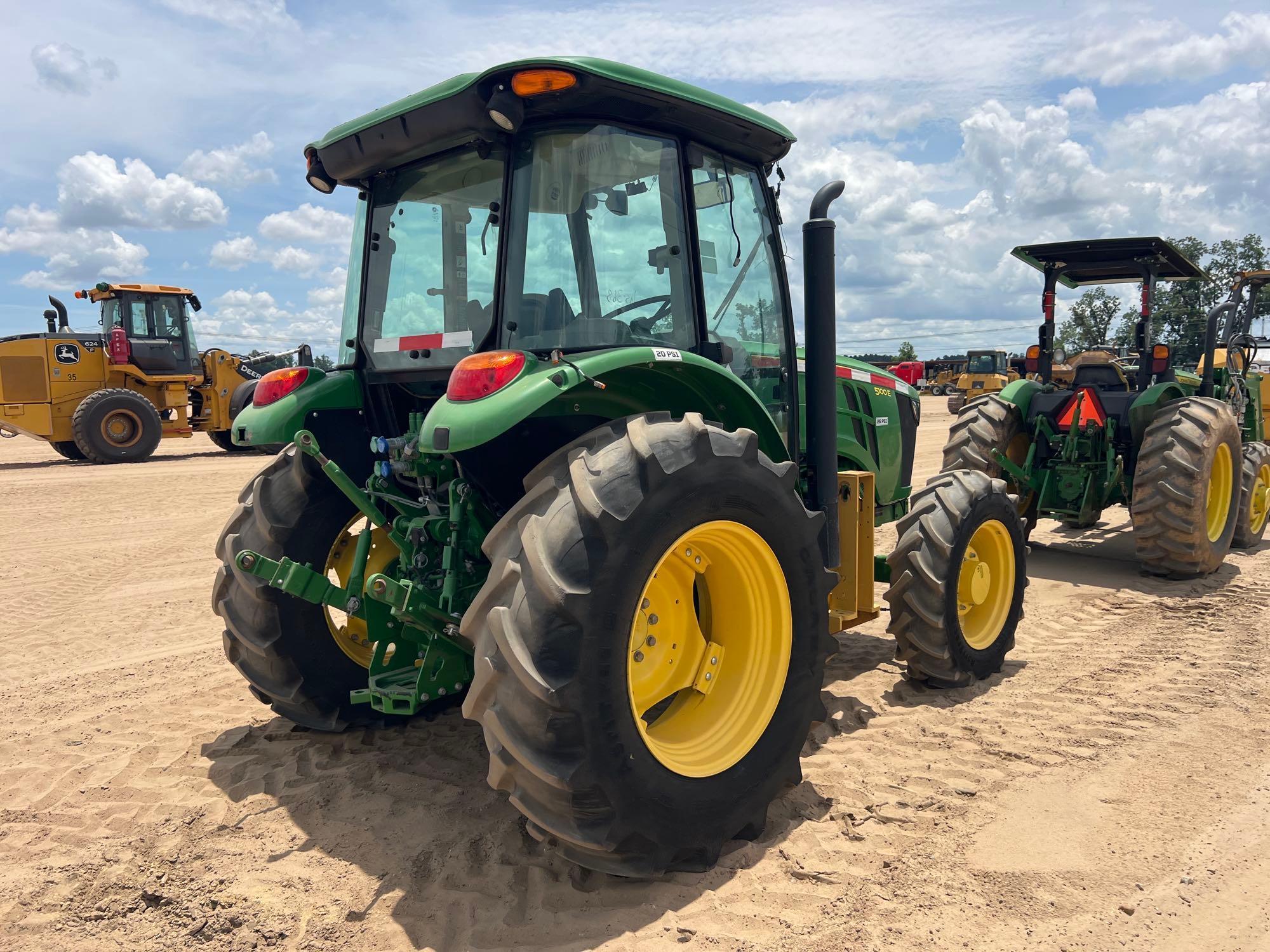 John Deere 5100E
