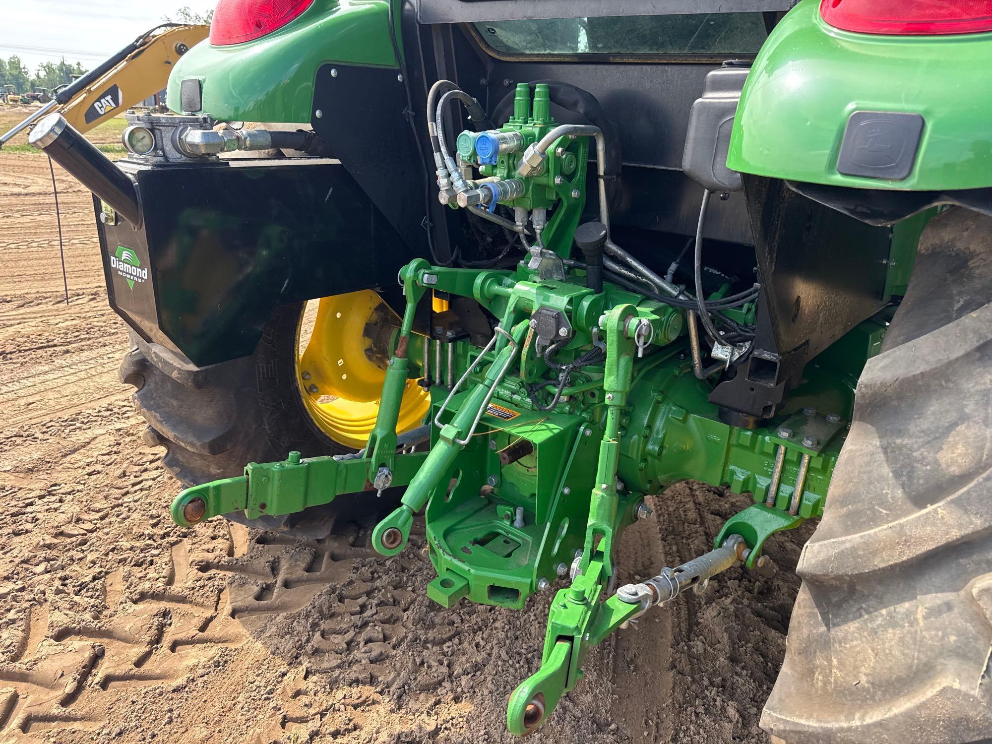 John Deere 5100E