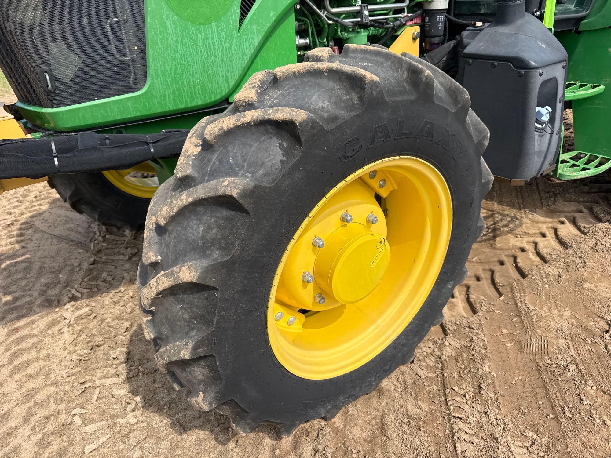 John Deere 5100E