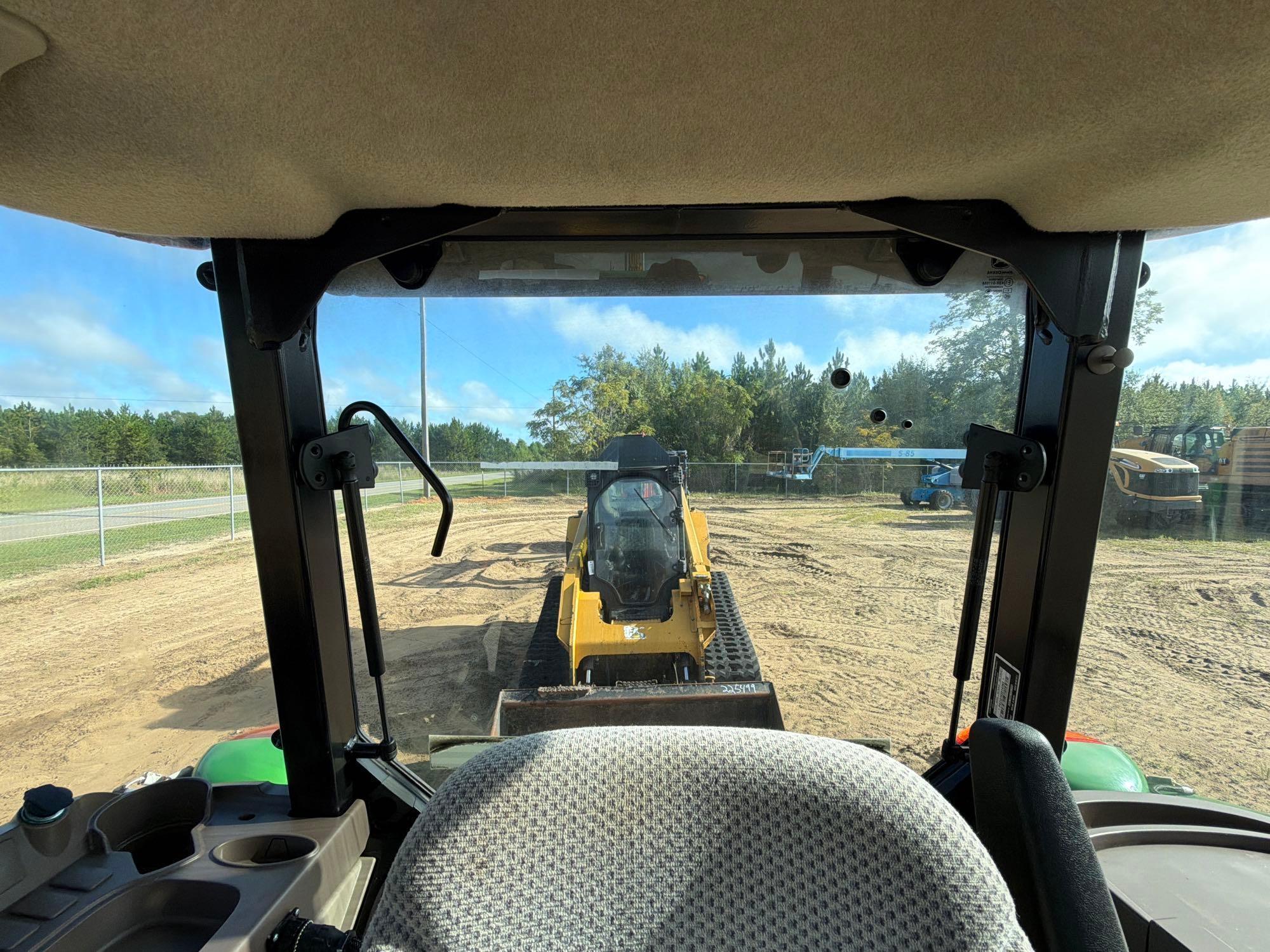 John Deere 5100E