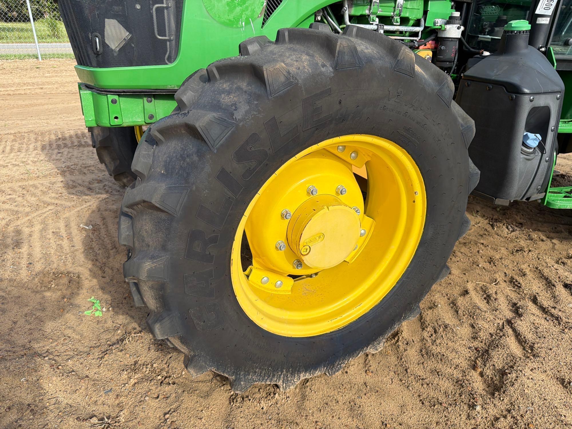 John Deere 5100E