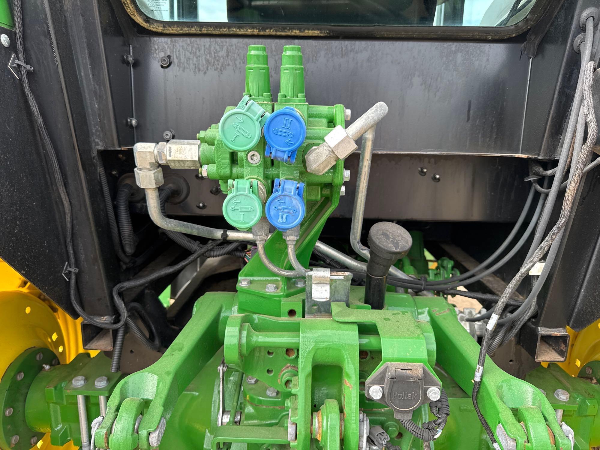 John Deere 5100E