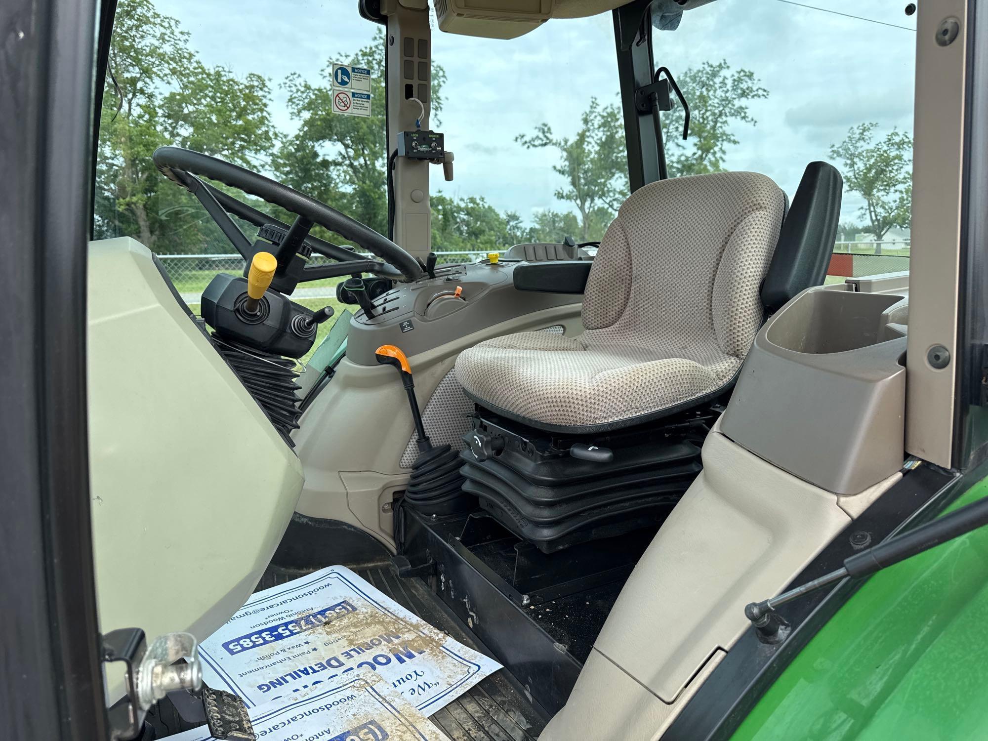 John Deere 5100E