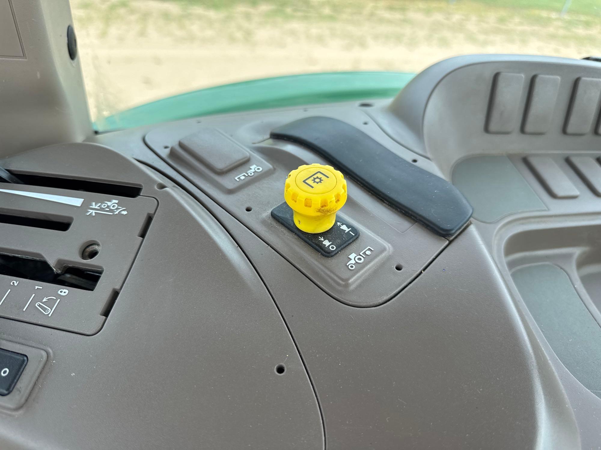 John Deere 5100E
