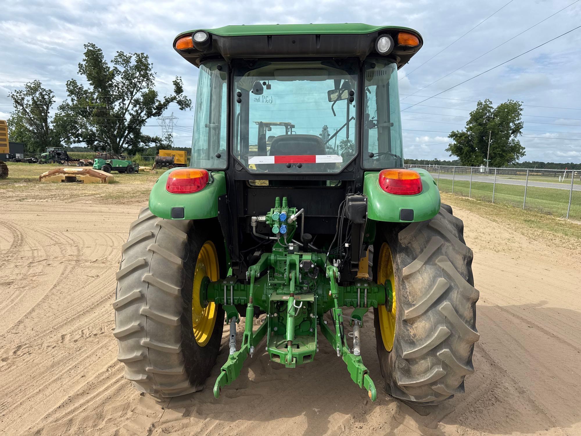 John Deere 5100E