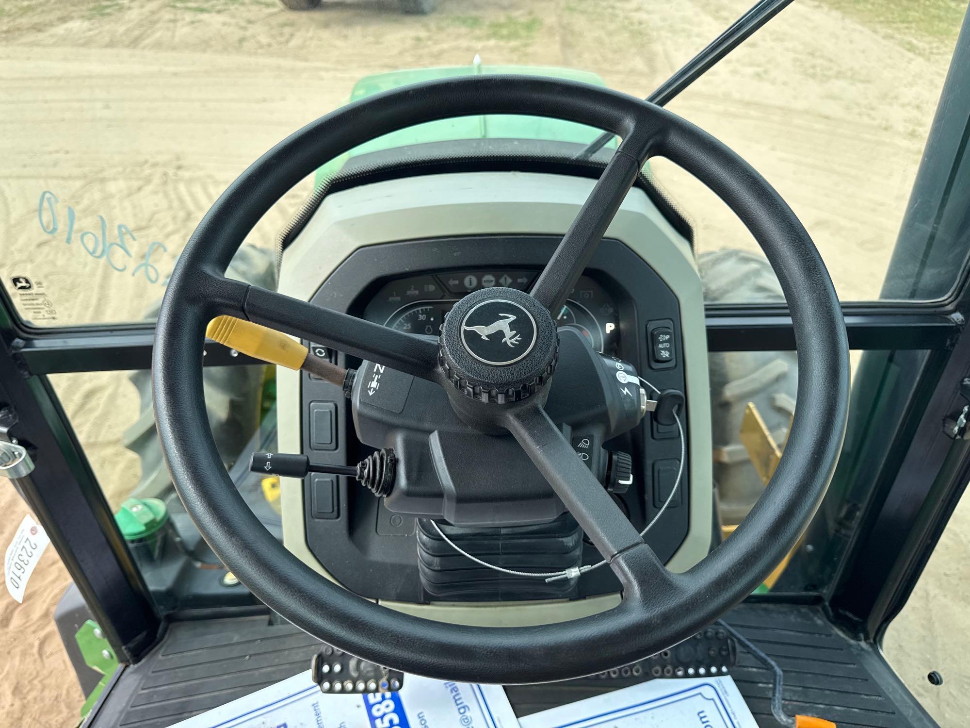 John Deere 5100E