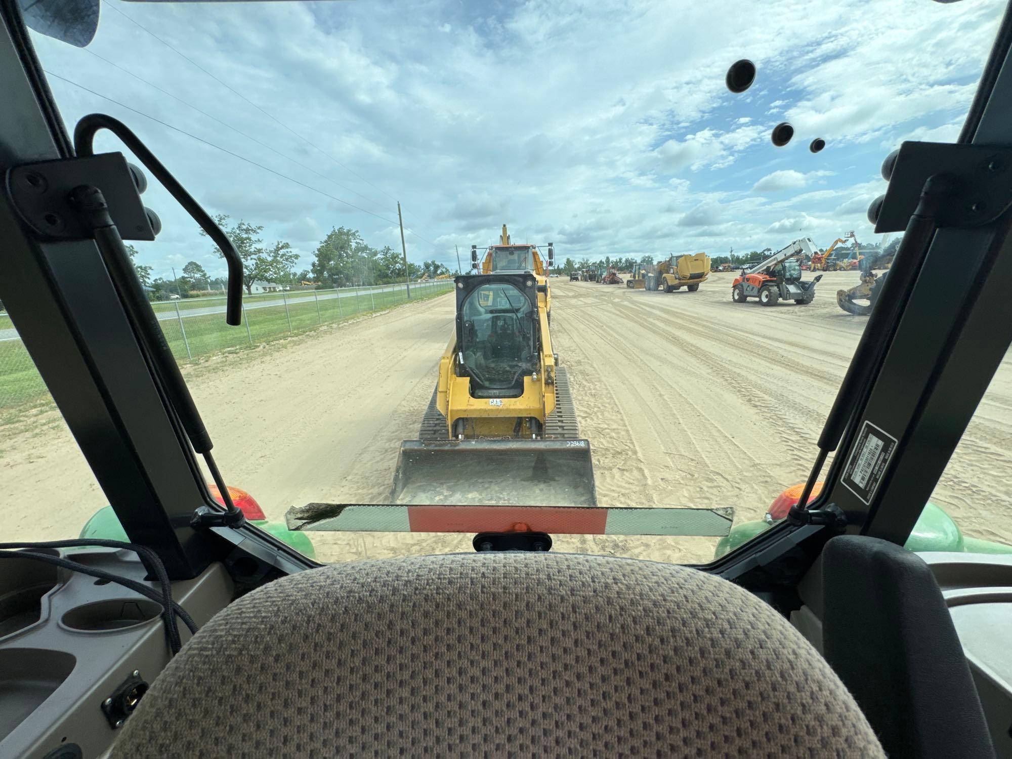 John Deere 5100E