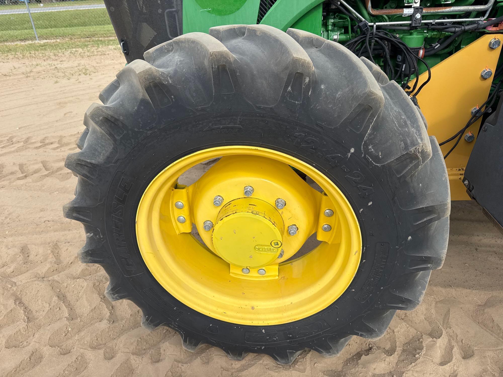 John Deere 5100E