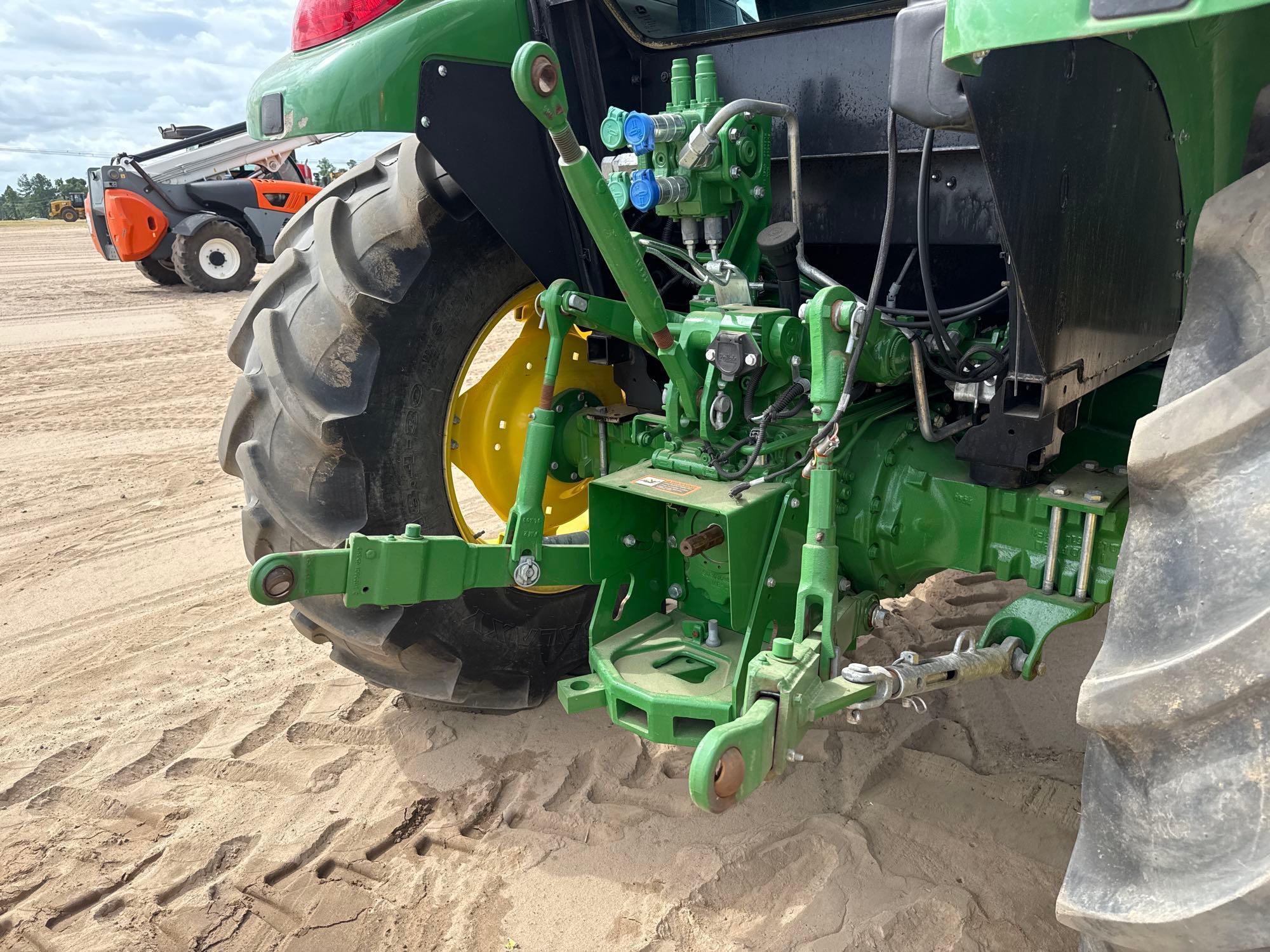 John Deere 5100E