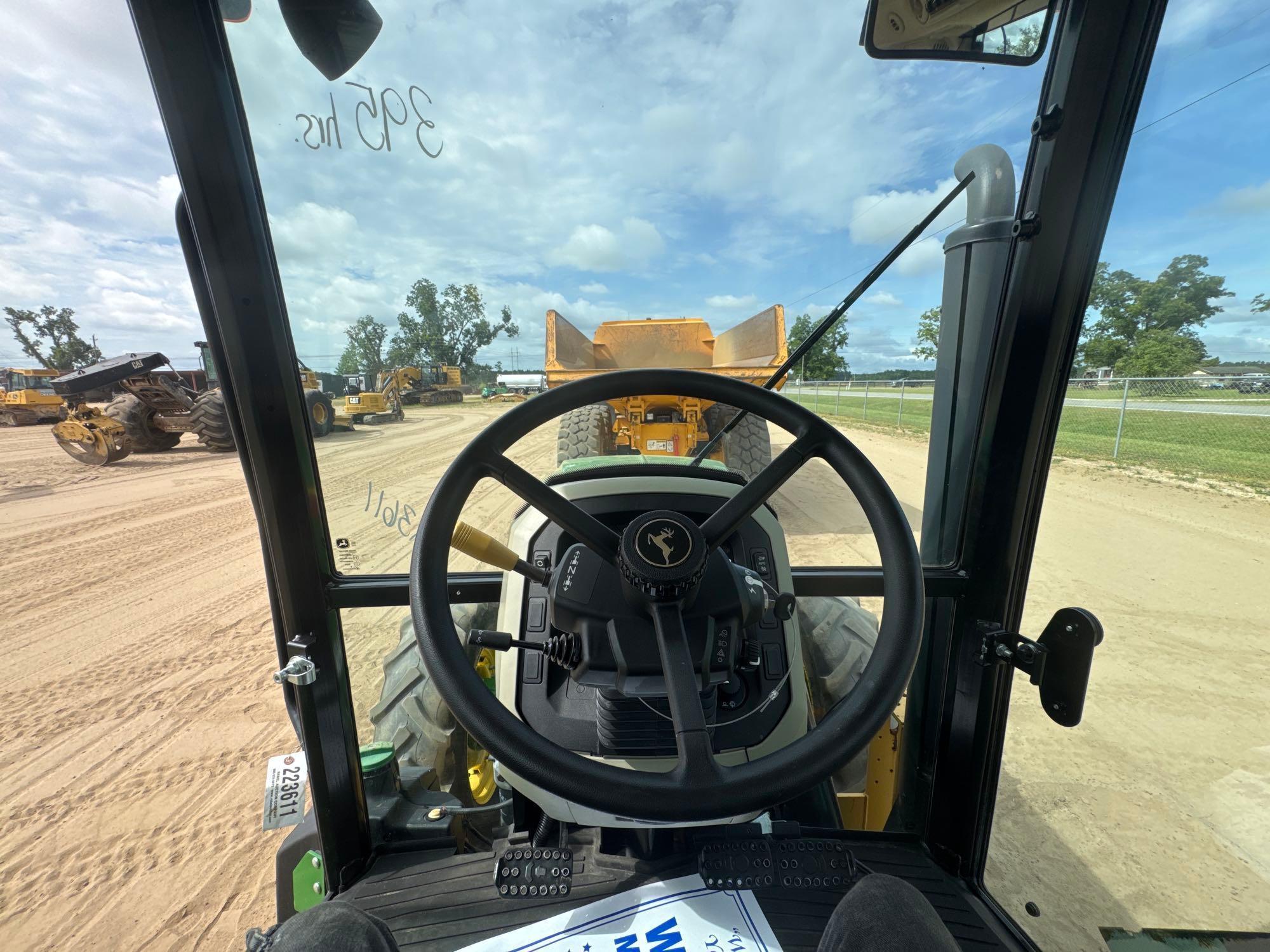 John Deere 5100E