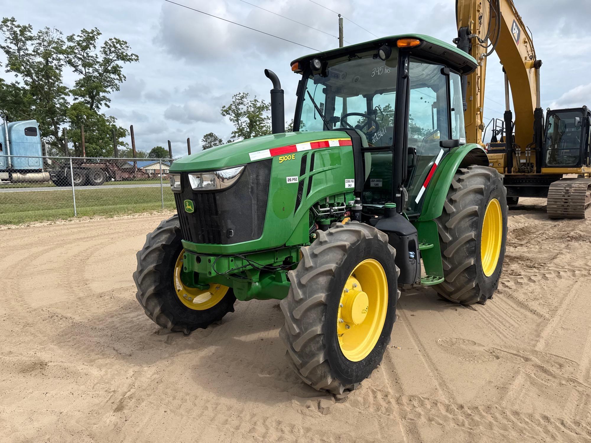 John Deere 5100E