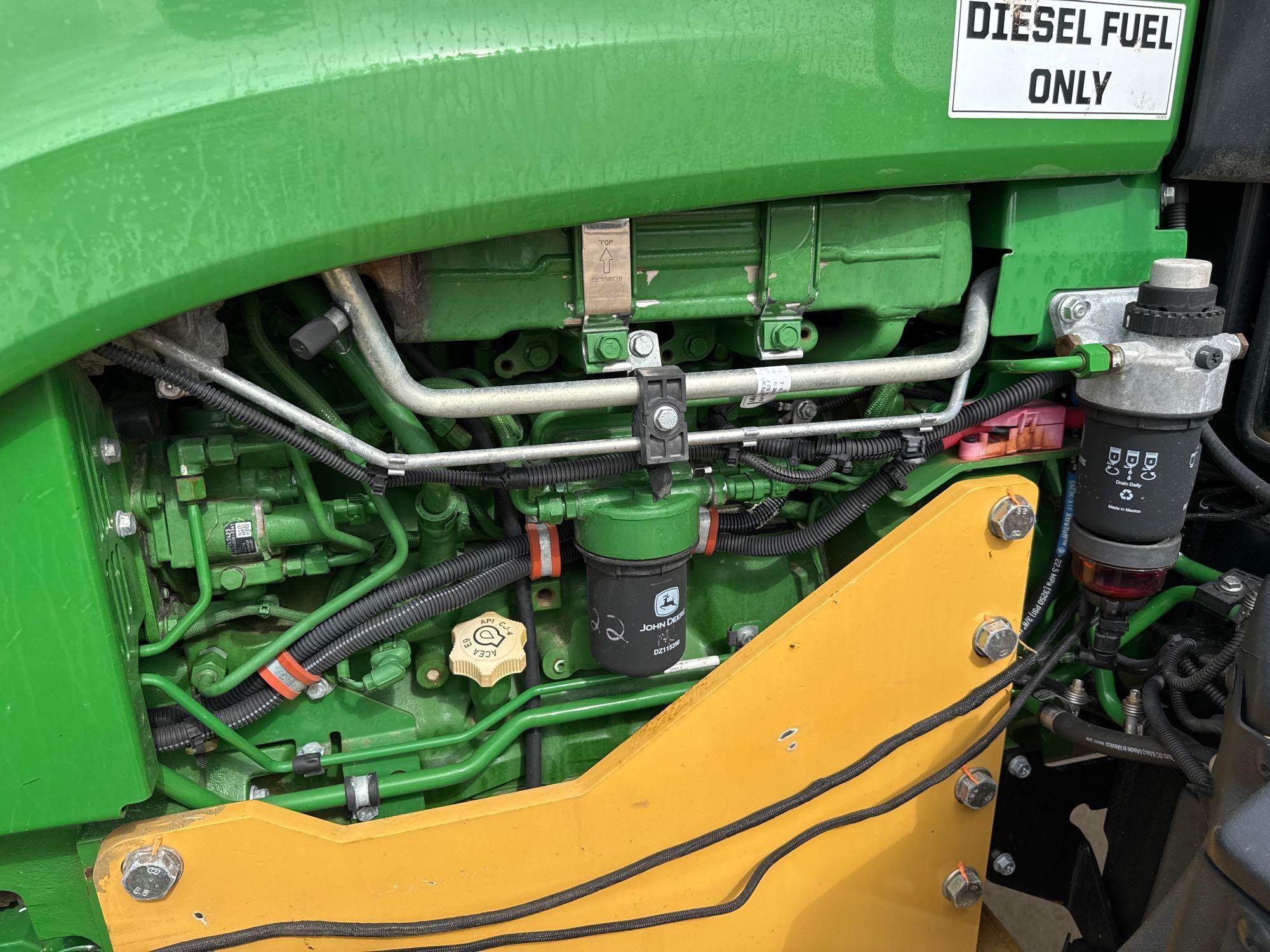 John Deere 5100E