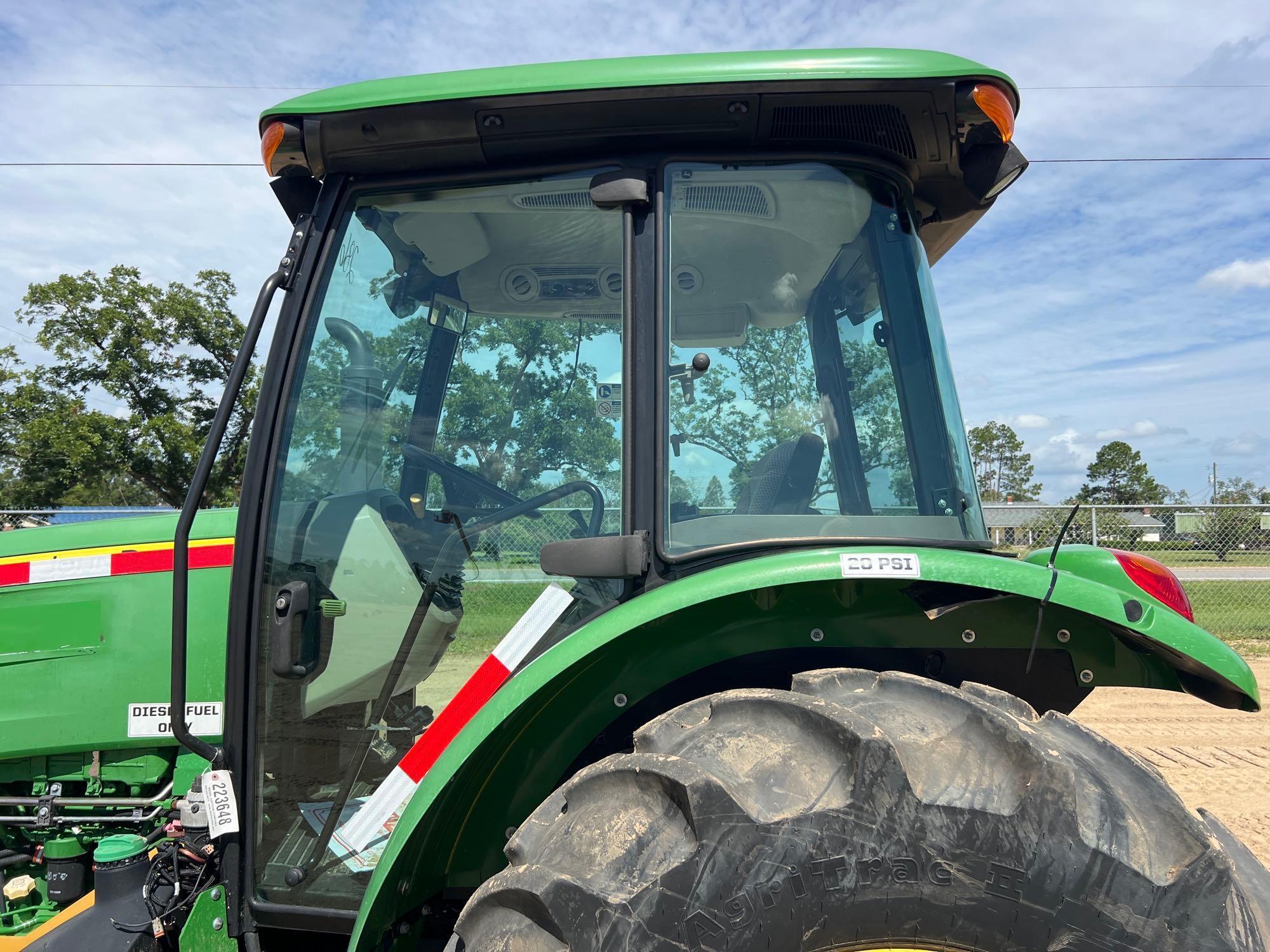 John Deere 5100E