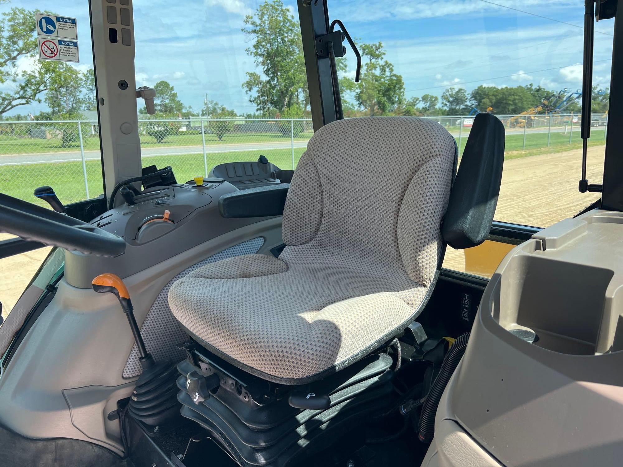 John Deere 5100E