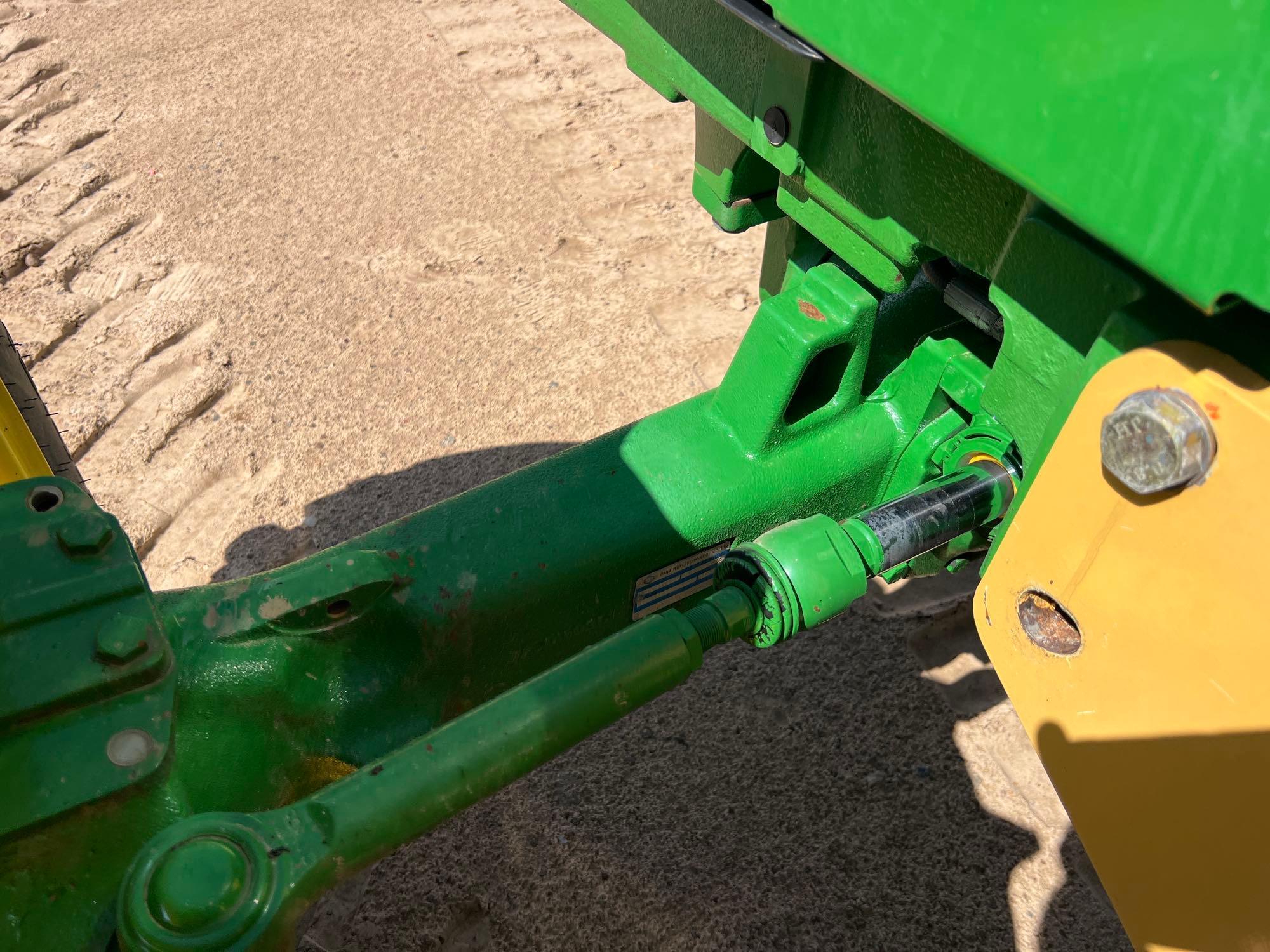 John Deere 5100E