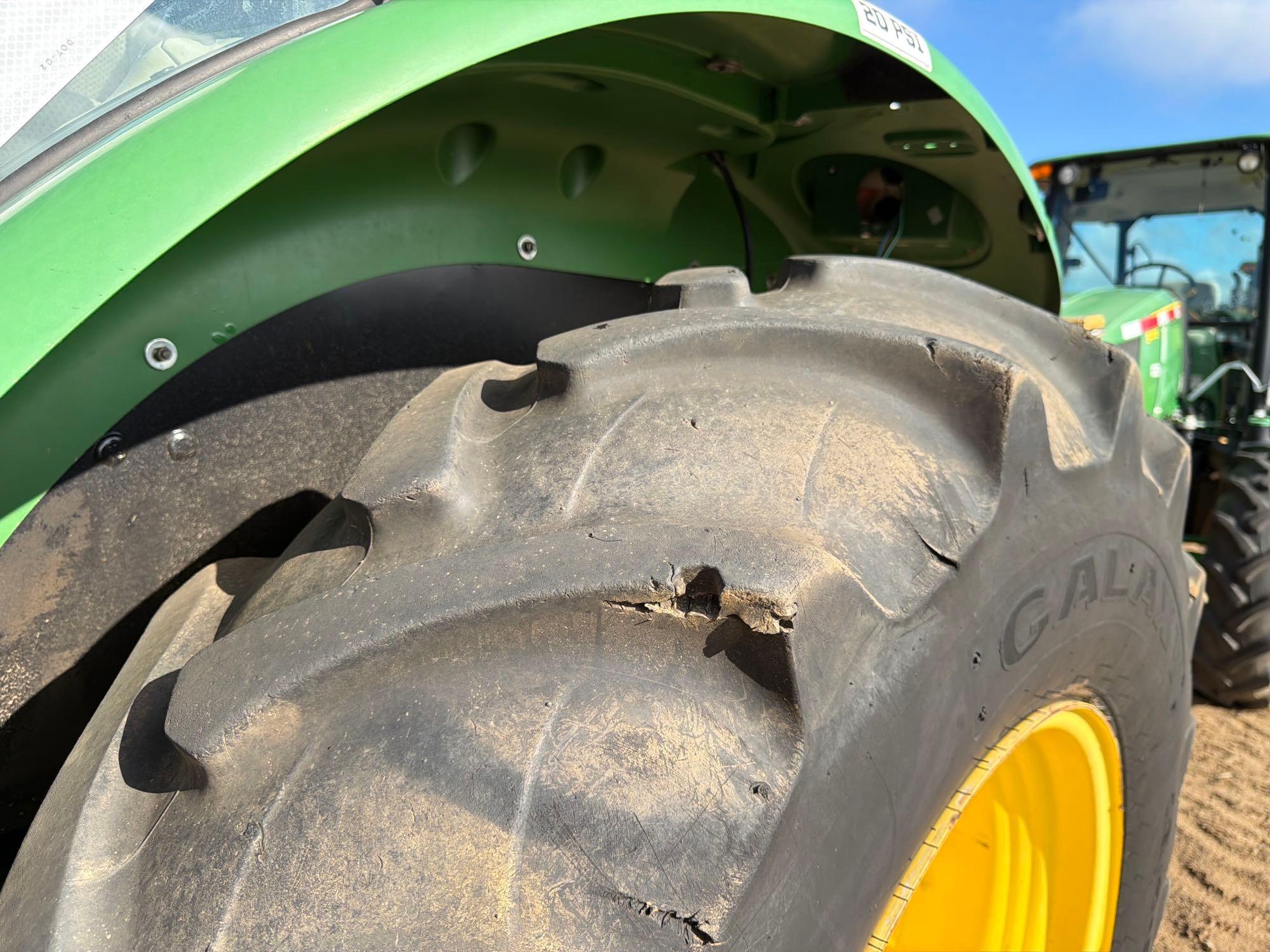 John Deere 5100E