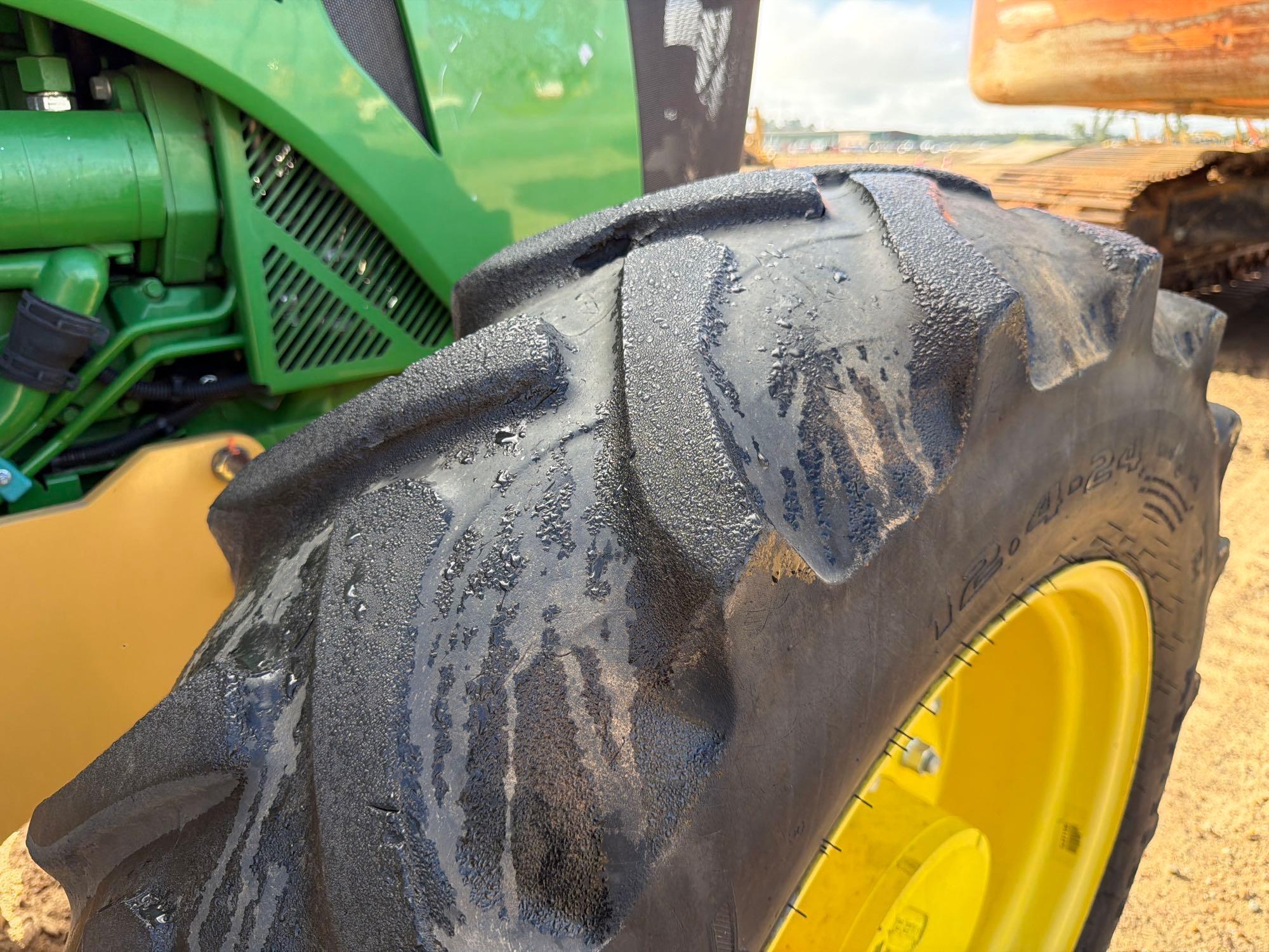 John Deere 5100E