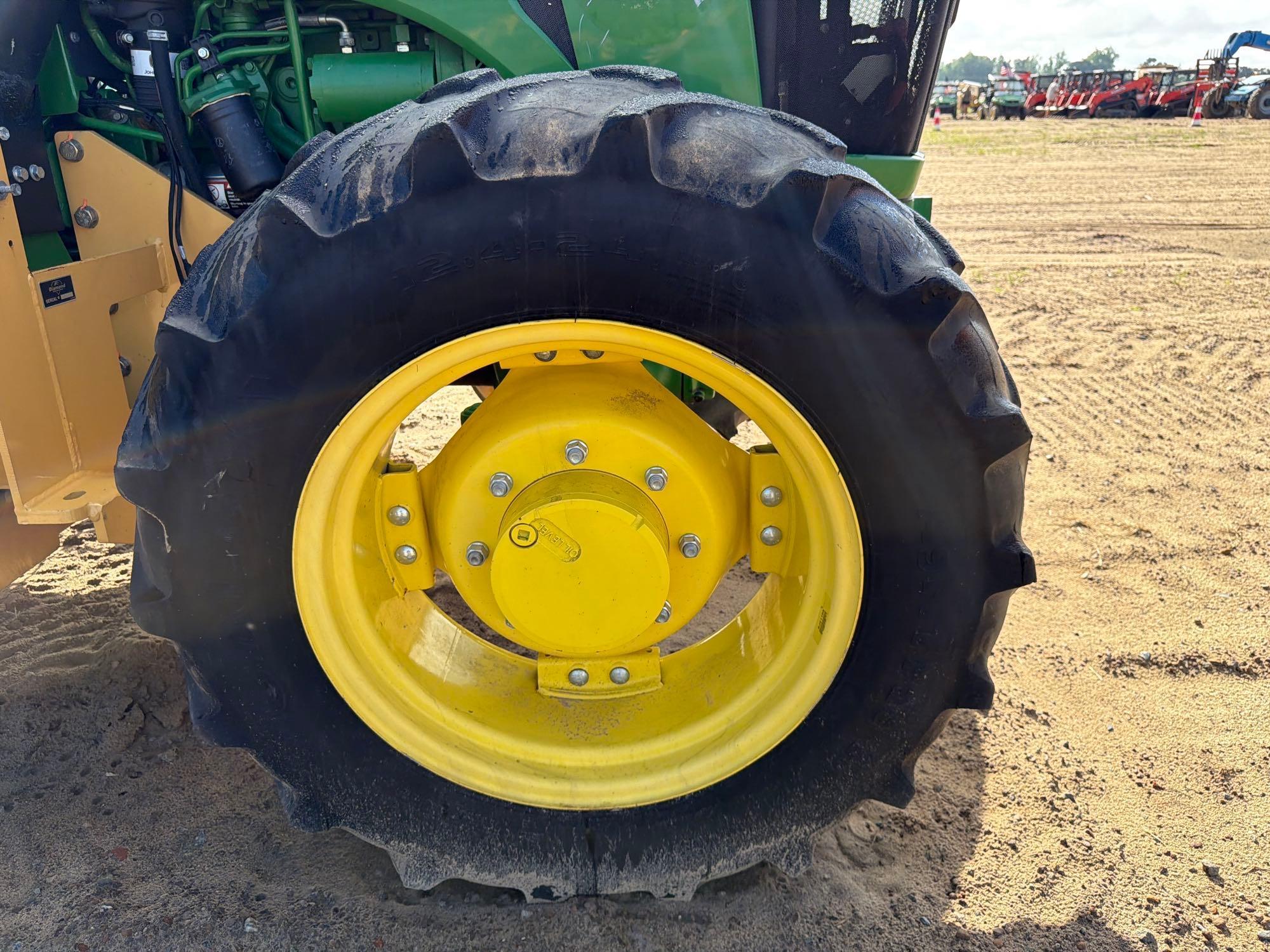 John Deere 5100E