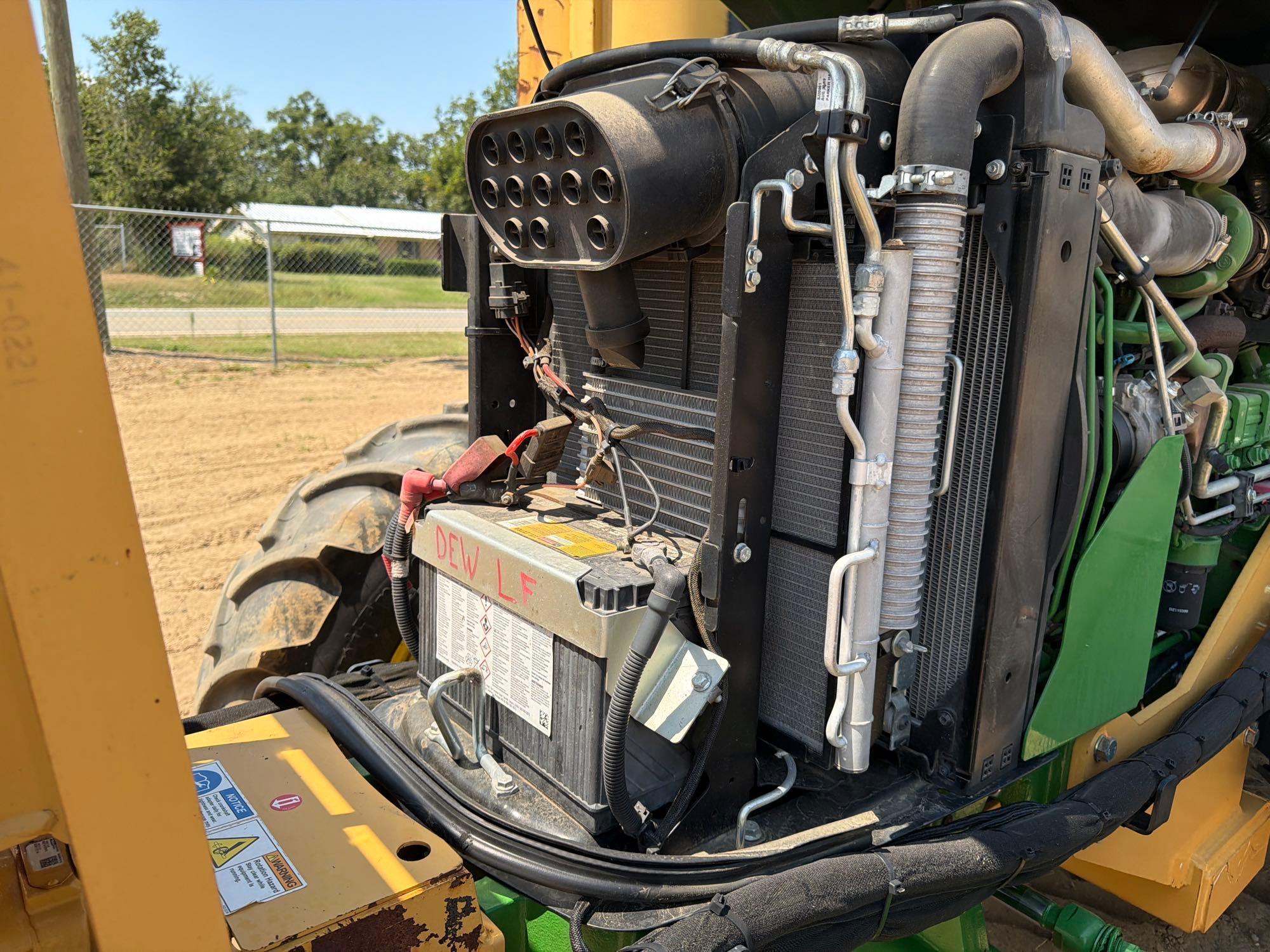 John Deere 5100E