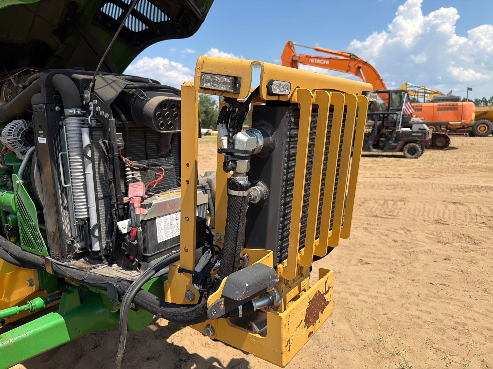 John Deere 5100E